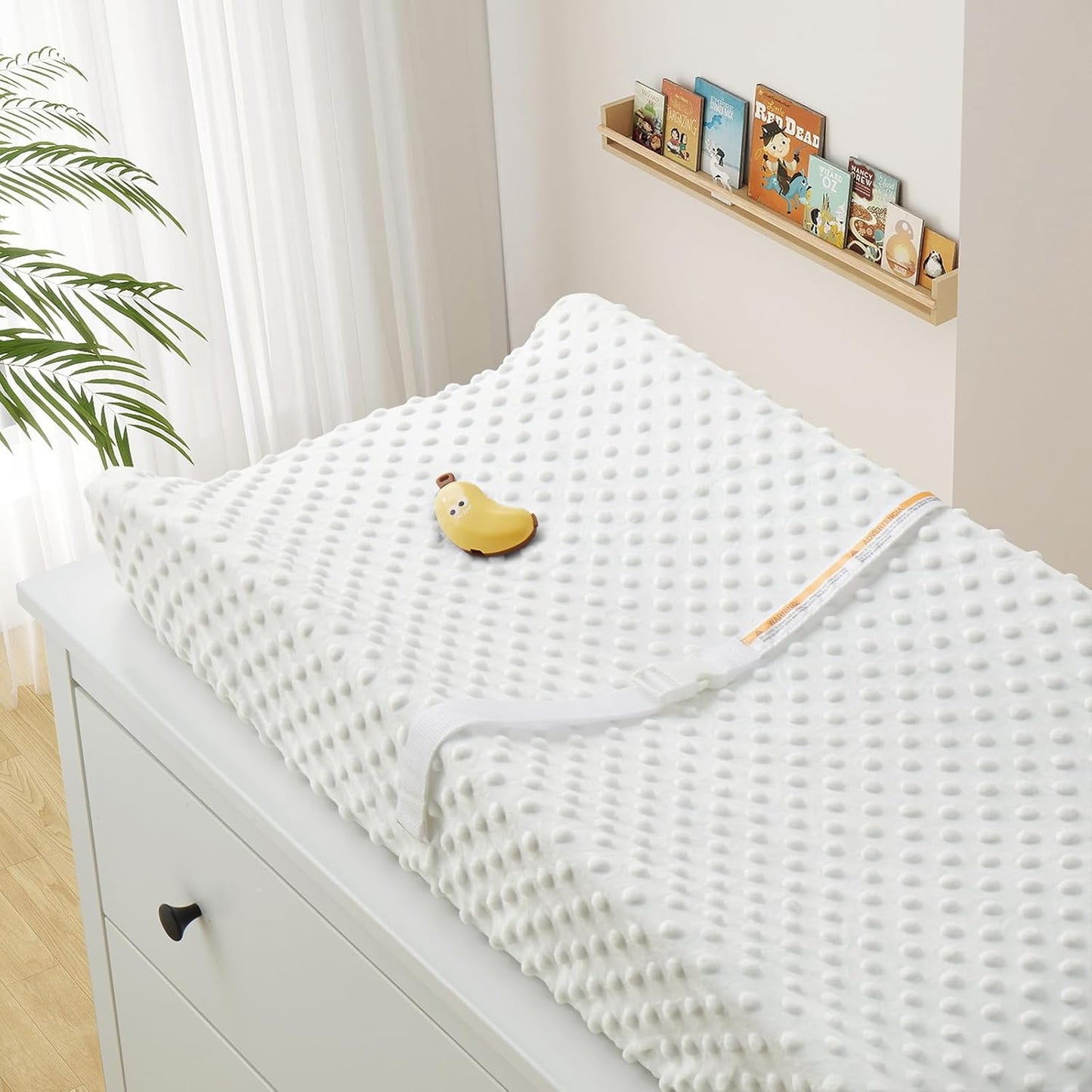 Homiest 2 Pack Changing Pad Cover, White + Sage Green Changing Table Sheets, Ultra Soft Fleece Minky Dot Fabric, Breathable Comfortable Diaper Pad Cover for Girls and Boys, Machine Washable