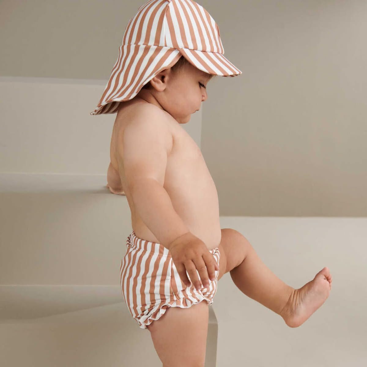 Infant Baby Girl Swim Diapers Washable Reusable Swimming Diaper BPA Free Swimmer Swim Pants Ruffle Water Diapers 9-12M