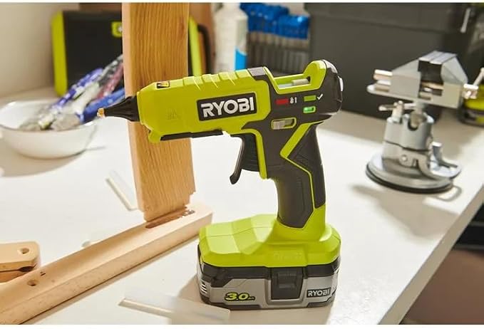 RYOBI ONE+ 18V Cordless Dual Temperature Glue Gun