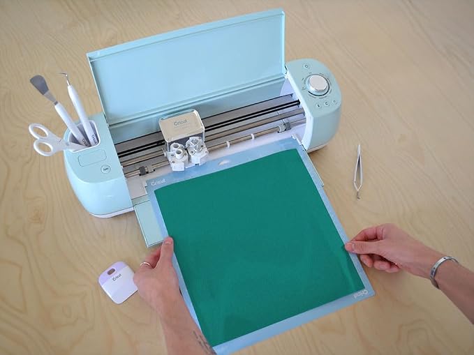 ORACAL 951 Sea Green Metallic Gloss Permanent Adhesive Vinyl Roll