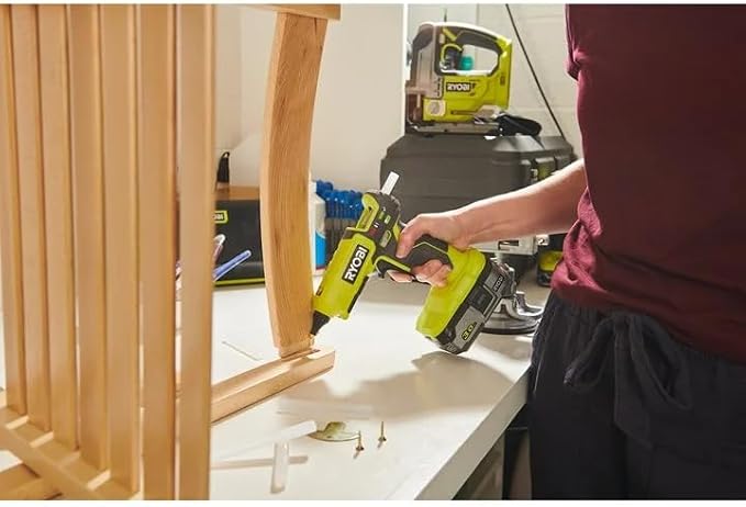 RYOBI ONE+ 18V Cordless Dual Temperature Glue Gun