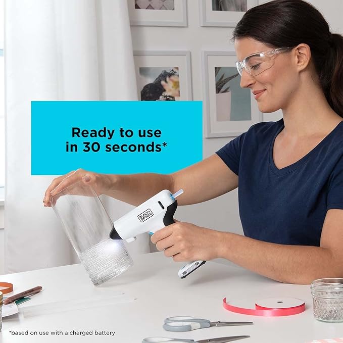 BLACK+DECKER 4V MAX Cordless Glue Gun, USB Rechargeable