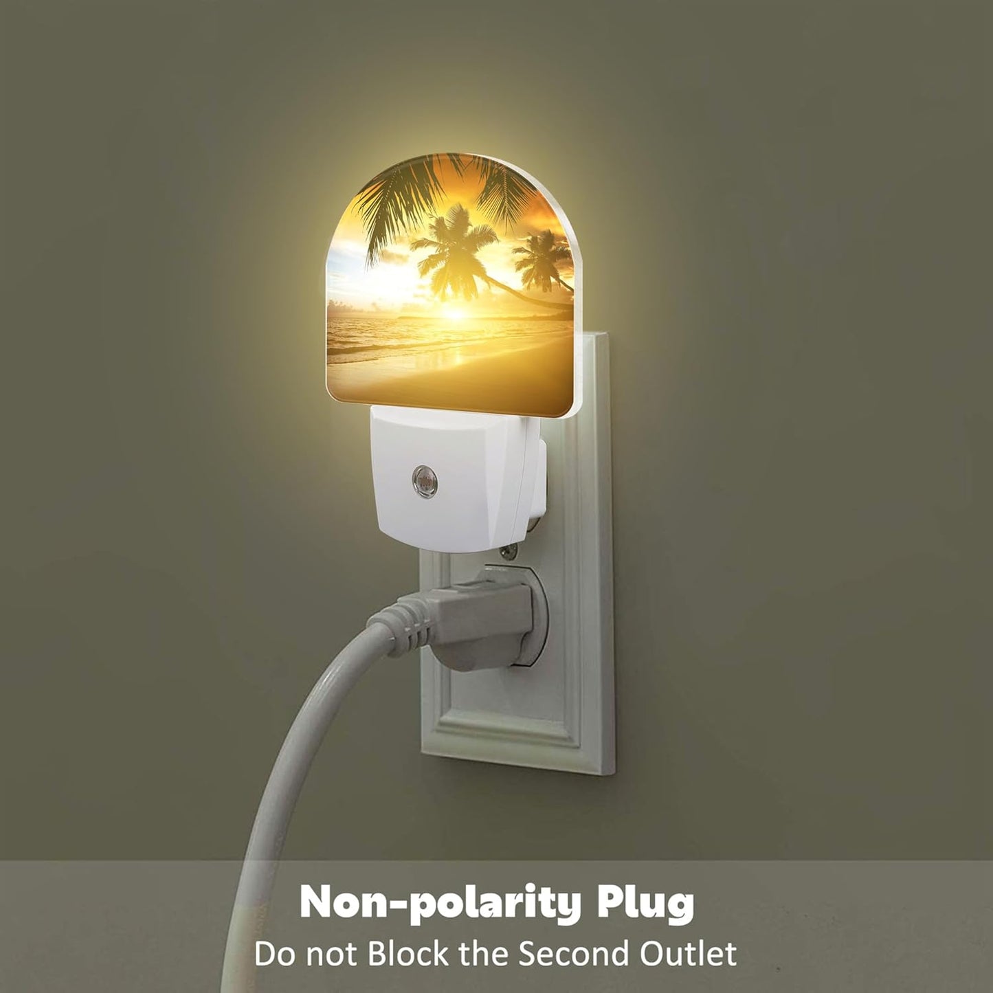 Tropical Ocean Beach Night Light, Palm Trees at Sunset Dusk to Dawn Night Light Plug in,0.5w Energy Saving Sleep Friendly NightLight for Kids Boys Girls Home Decor