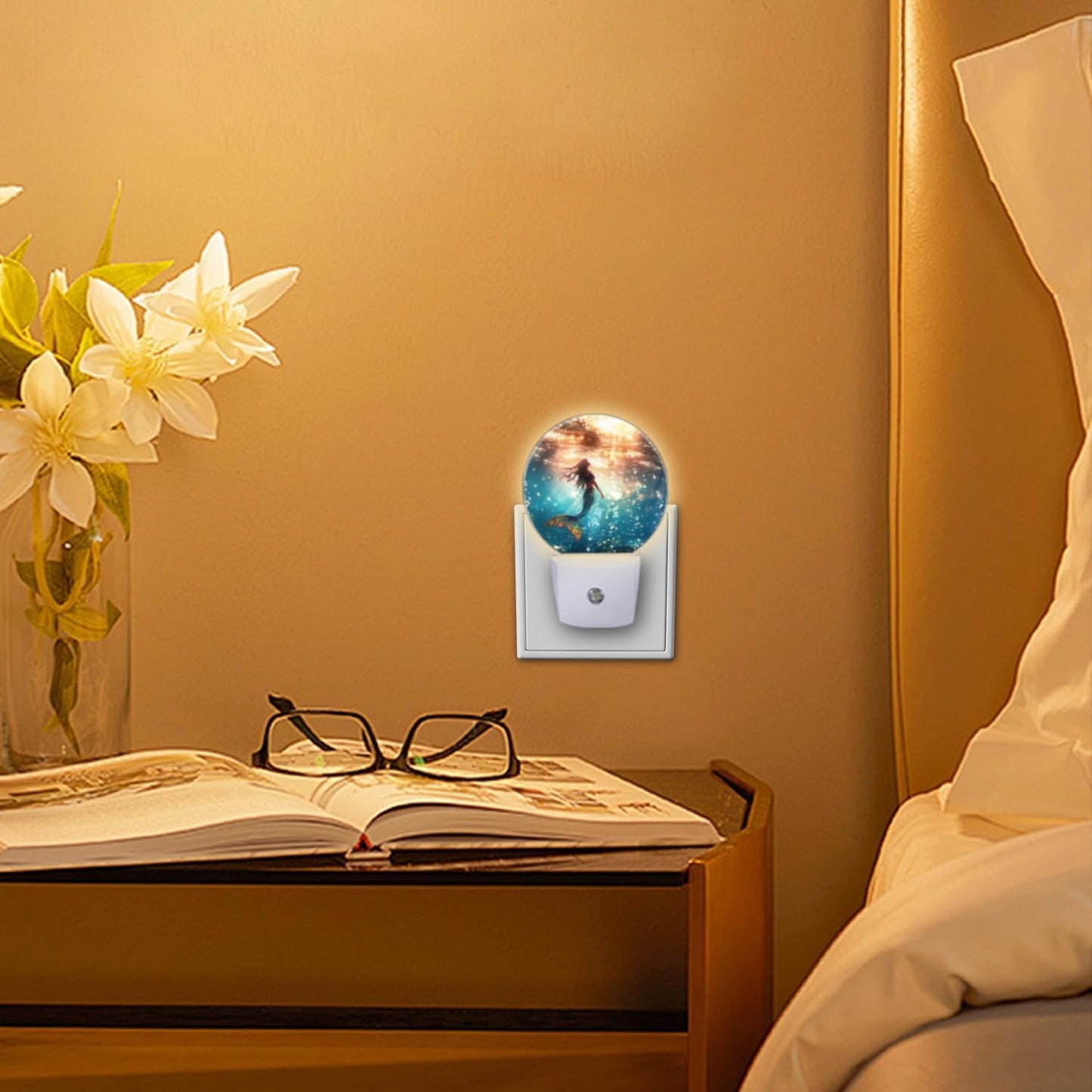 Round LED Night Lights Lamp with Dusk to Dawn Sensor, Beautiful Mermaid Swimming in The Deep Sea Night Light Plug Into Wall for Kids Room, Bedroom, Bathroom, Kitchen, Hallway