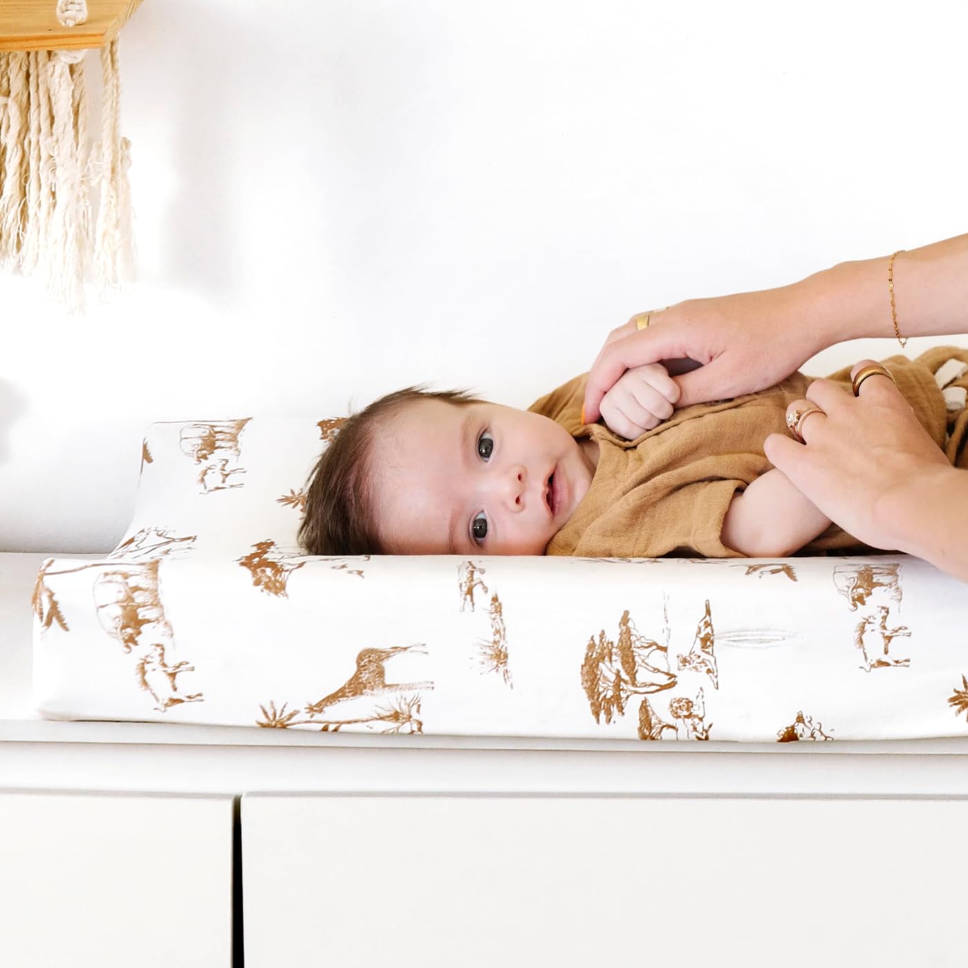 GRSSDER Stretch Ultra Soft Jersey Knit Changing Pad Cover Set 2 Pack, Change Table Pad Covers Fit 32"/34" x 16" Pads Safe and Snug, Stylish Elk Animals Pattern