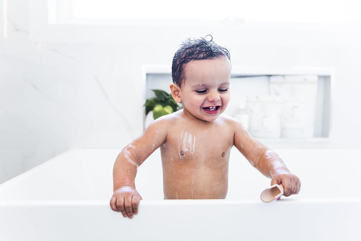 Bathorium Little Charlie Bath Soak, Nourishing Soak for Babies, Made with Colloidal Oat, Chamomile & Coconut, Moisturizes & Soothes Delicate Skin, 26 oz