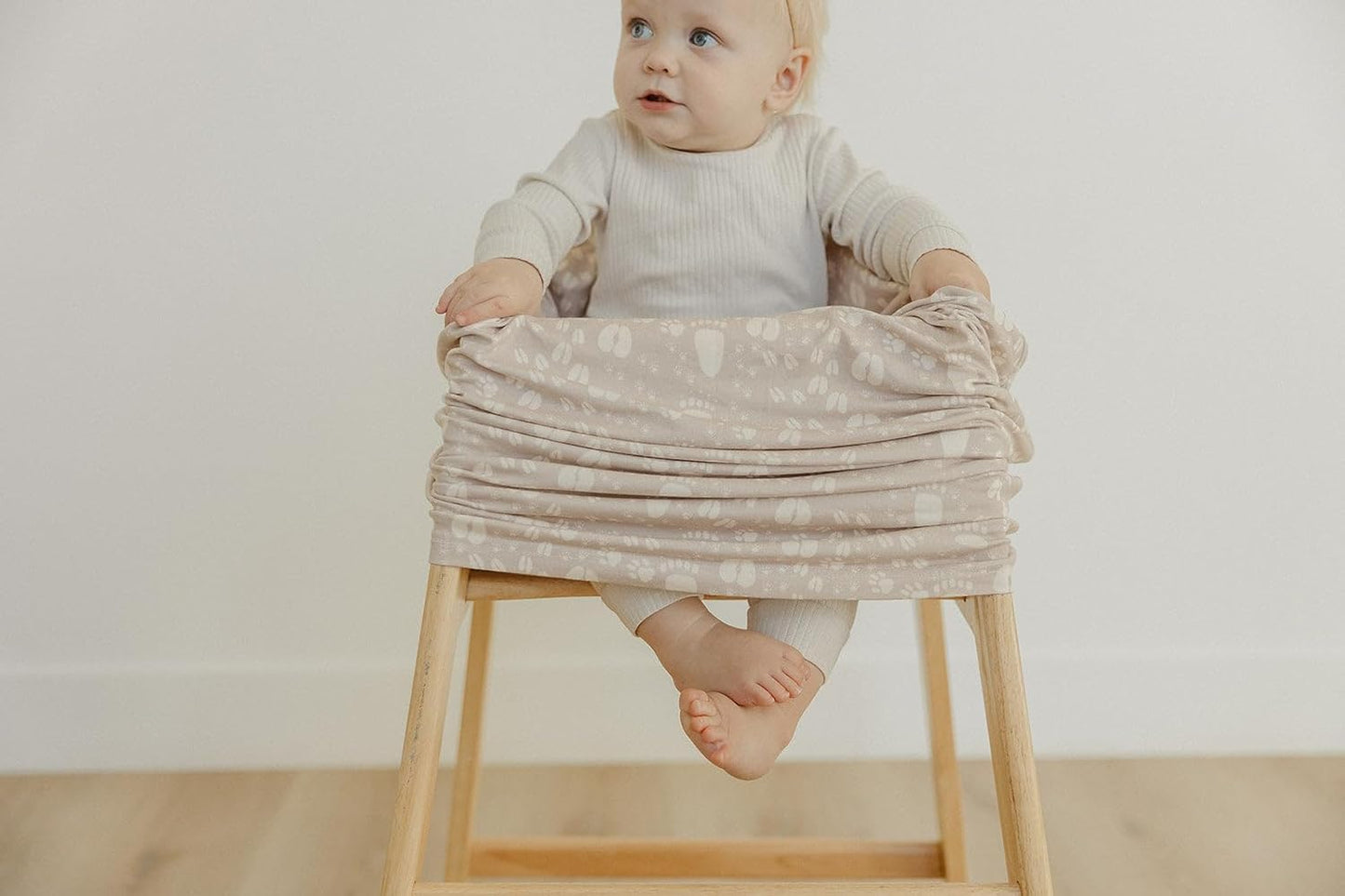 Copper Pearl Multi-Use Cover: Car Seat Covers, Nursing Cover, and Stroller Cover for Sun - Stretchy Fabric, All-Season Use, Stylish Designs, Easy Access for Moms - Tracker
