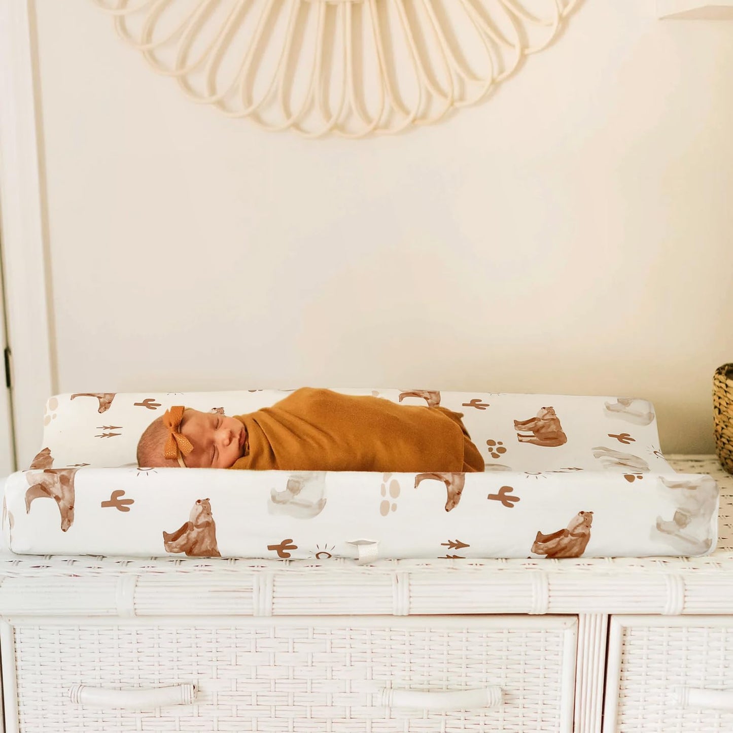 GRSSDER Stretchy Ultra Soft Jersey Knit Changing Pad Cover Set 2 Pack, Change Table Pad Covers Fit 32"/34" x 16" Pads Safe and Snug, Cute Diaper Changing Pad Covers of Sunny Bear Print