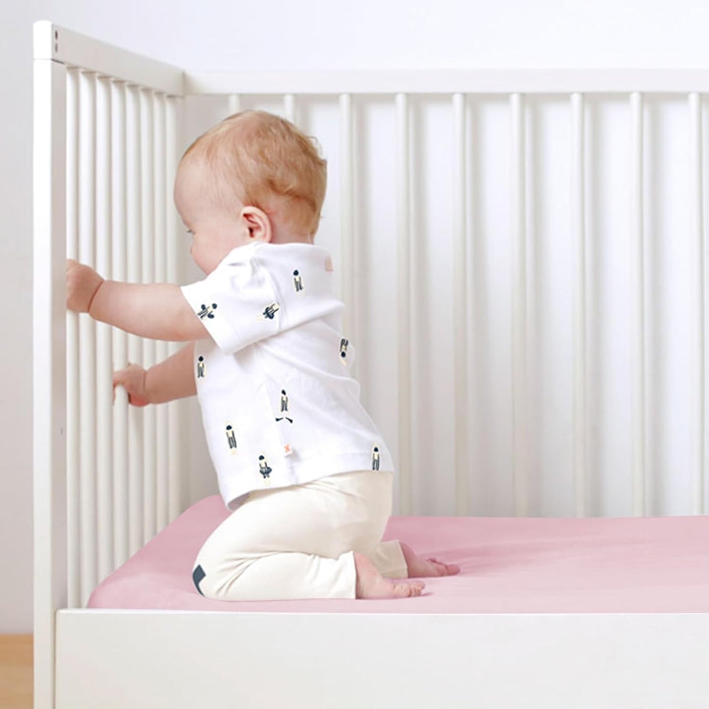 Magik & Kover Crib Sheets Girl 4 Pack, Baby Crib Sheet for Crib Mattress and Toddler Bed Mattress, Soft Breathable Fitted Kid Toddler Sheets Set for Girls, Pink & Violet