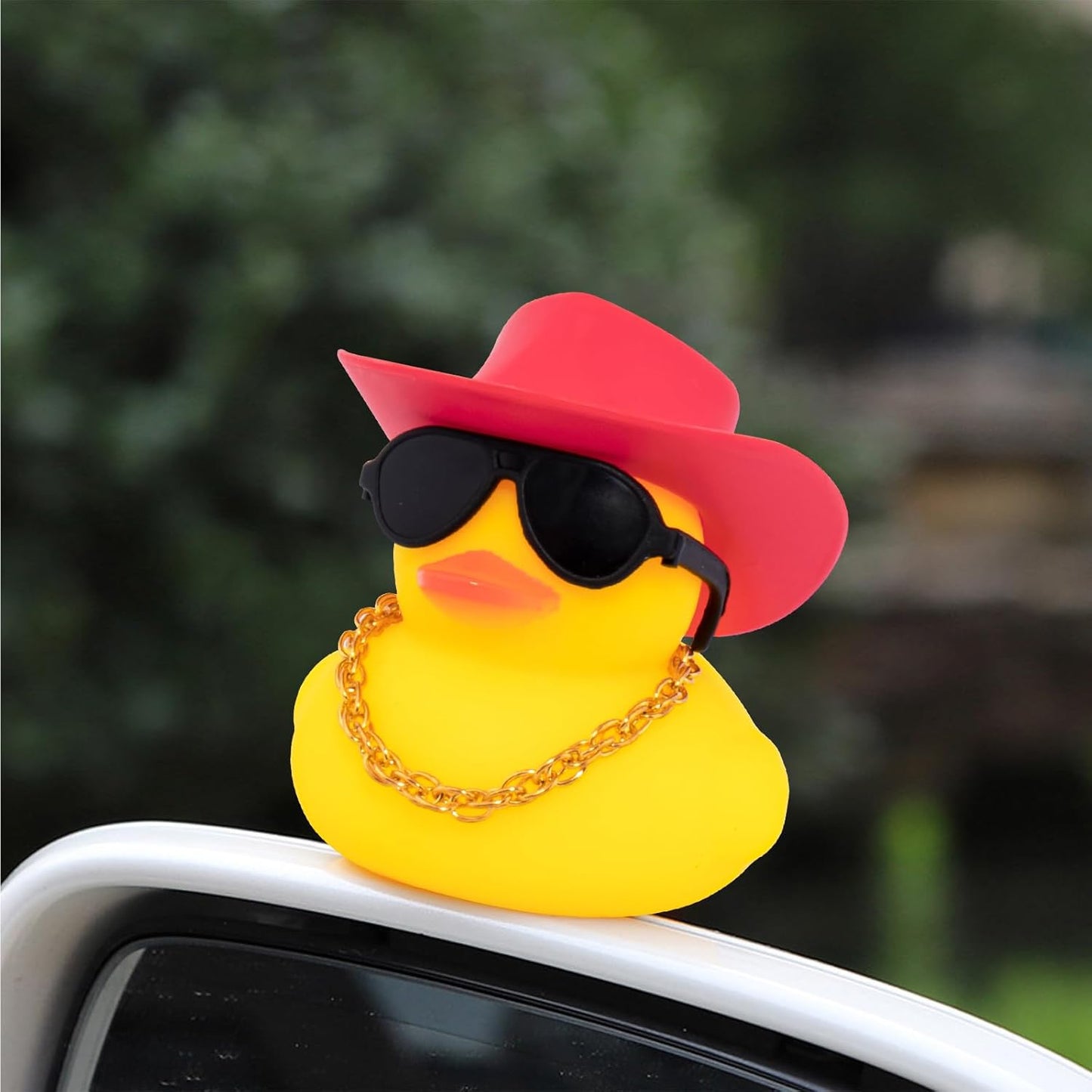 wonuu Car Rubber Duck, Yellow Duck Decoration Dashboard with Sun Hat Swim Ring Necklace Sunglasses for Car Dashboard Decorations, Red Cowboy Hat-Red Donut