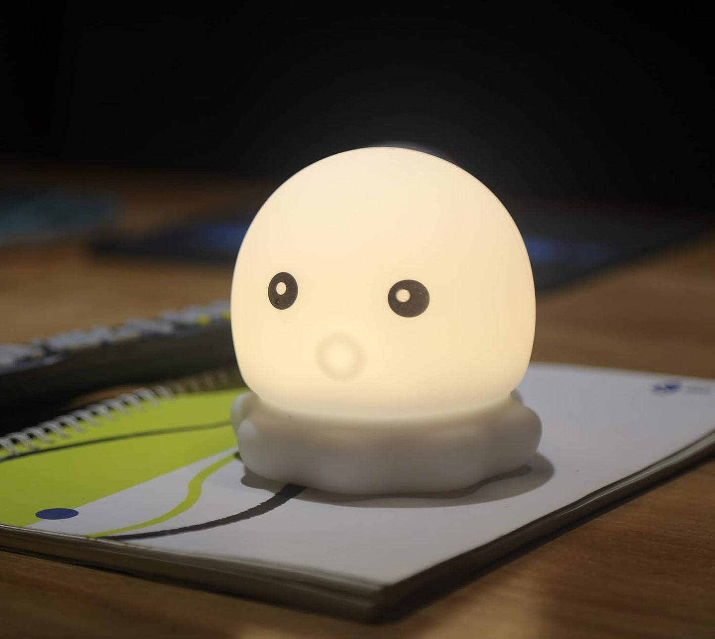 Cute Kids Night Light Night Lamp Night Lights for Kids Bedroom Toddler Baby Portable Silicone Battery Led Nightlight Nursery(Cute Octopus)