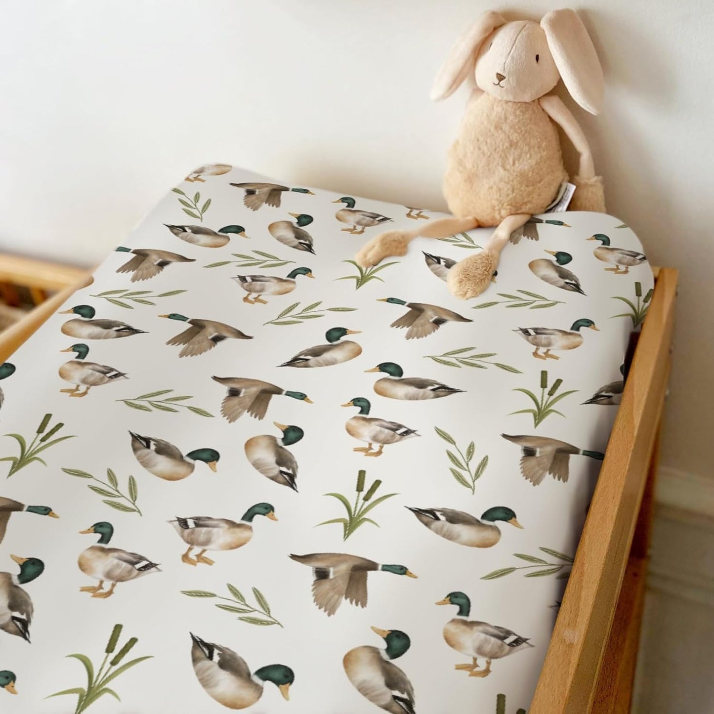 Mallard Duck Hunting Changing Pad Covers for Baby Girl Boy Wild Ducks Leaves Fitted Change Table Cover Mats Hunting Animals Soft Diaper Changing Table Sheets 32''×16''