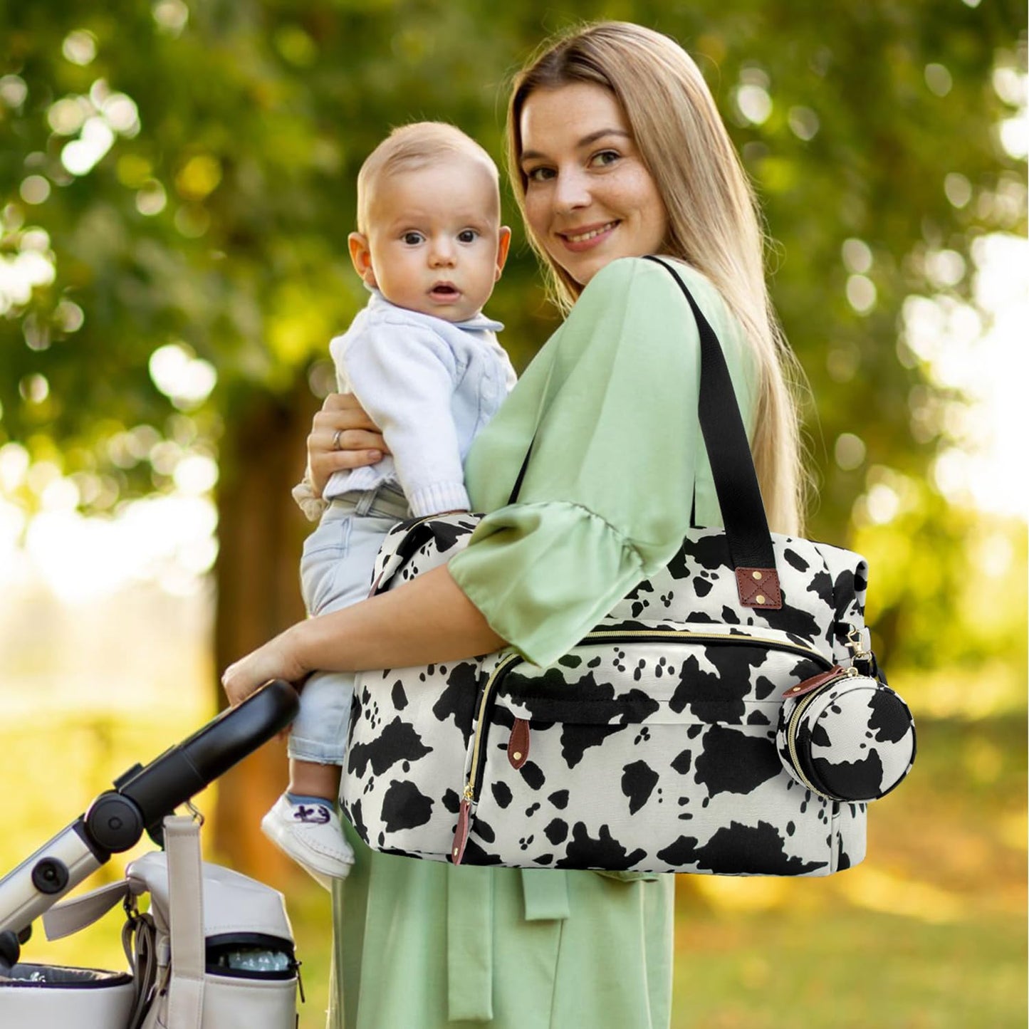 Diaper Bag Tote, Baby Bag Travel Diaper Tote Bag with Pacifier Case, Cute Maternity Hospital Baby Stylish Diaper Tote for Mom Dad Medium Size, Cow Print