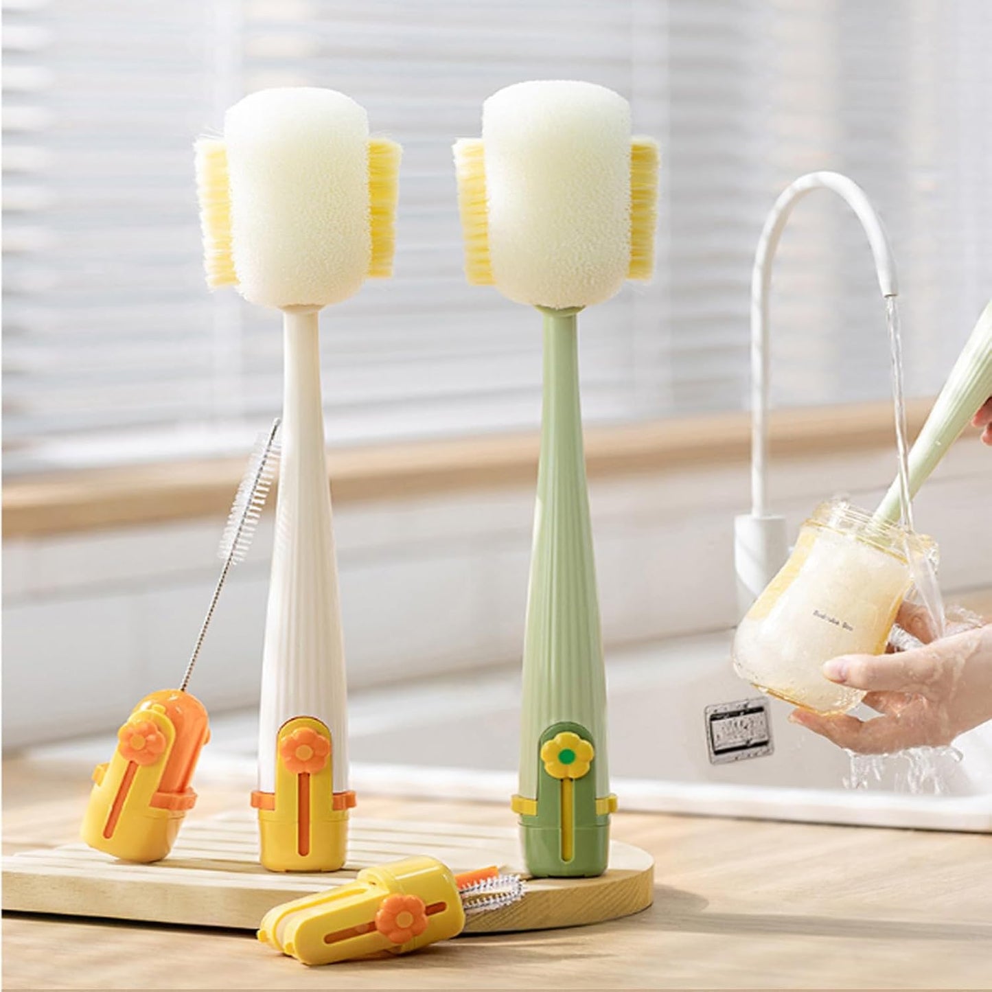 5 in 1 Bottle Cleaning Brush Set, 5‑in‑1 Multifunctional Bottle Cleaning Brush Set, Straw, Lid, Gap & Cup Brushes for Travel and Home Use (Yellow)