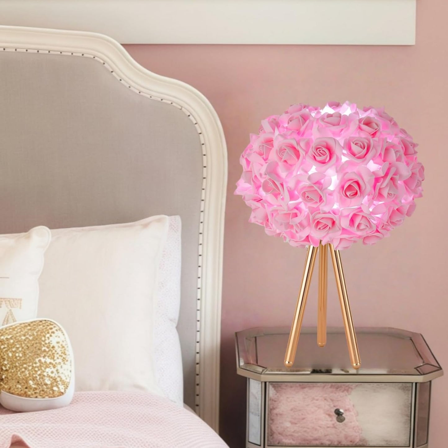 Pink Rose Flower Lamp Cute Table Lamp Flower Desk Lamp Floral Bedside Nighstand Light Atmosphere Girls Princess Lamp with Gold Tripod for Bedroom Wedding Christmas Gift Hotel Living Room