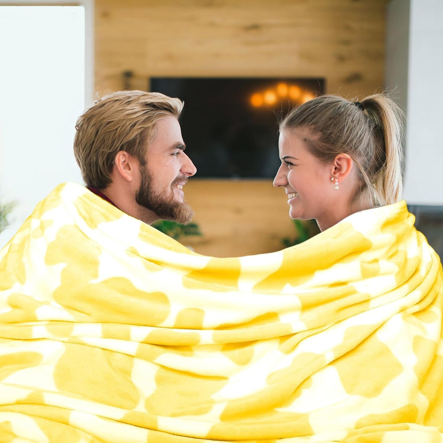 GEULAY Twin Size Fleece Blanket for Bed - Bright Lemon Yellow Cow Print Plush Cozy Throw for Couch, Bedroom, Living Room, Home Decor, Teens