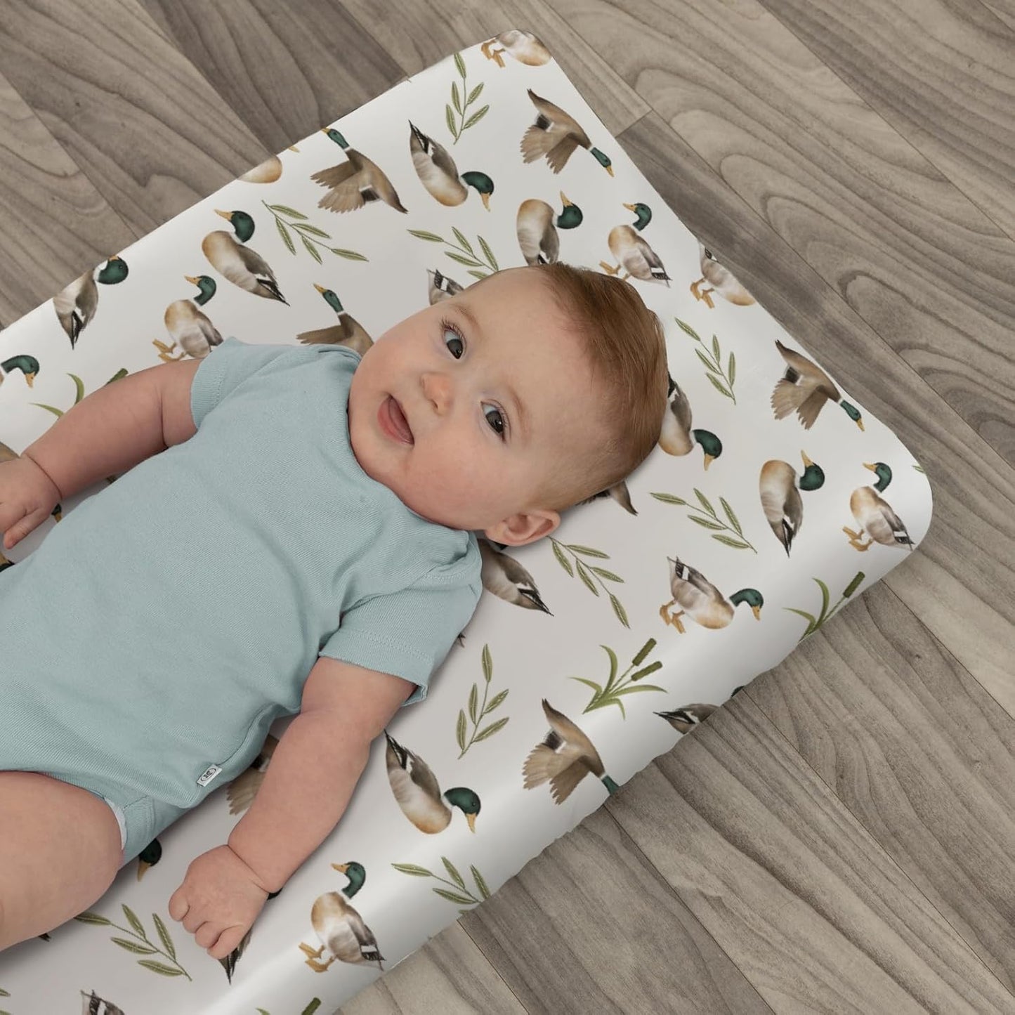 Mallard Duck Hunting Changing Pad Covers for Baby Girl Boy Wild Ducks Leaves Fitted Change Table Cover Mats Hunting Animals Soft Diaper Changing Table Sheets 32''×16''