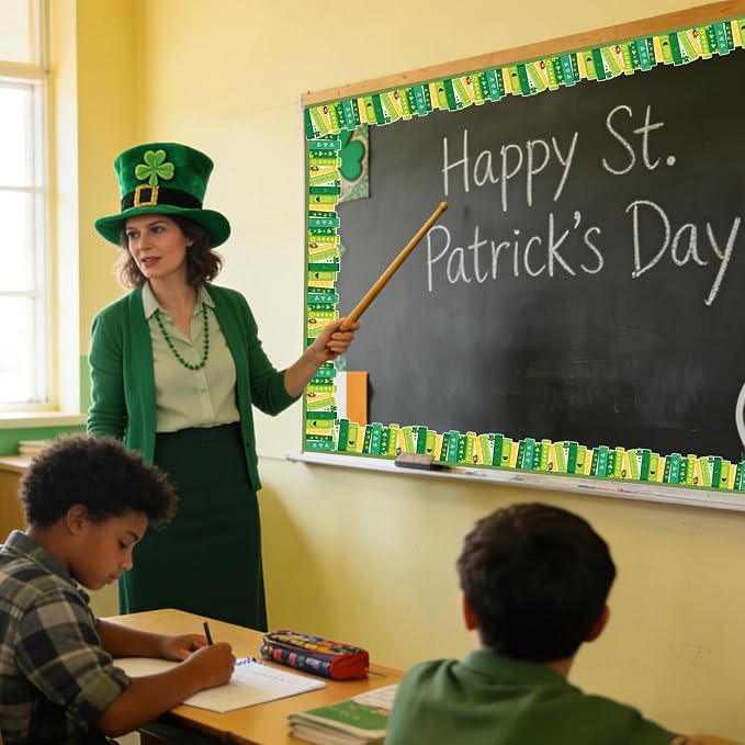 69 Feet Shamrock Bookshelf Bulletin Board Borders St Patrick's Day Green Books