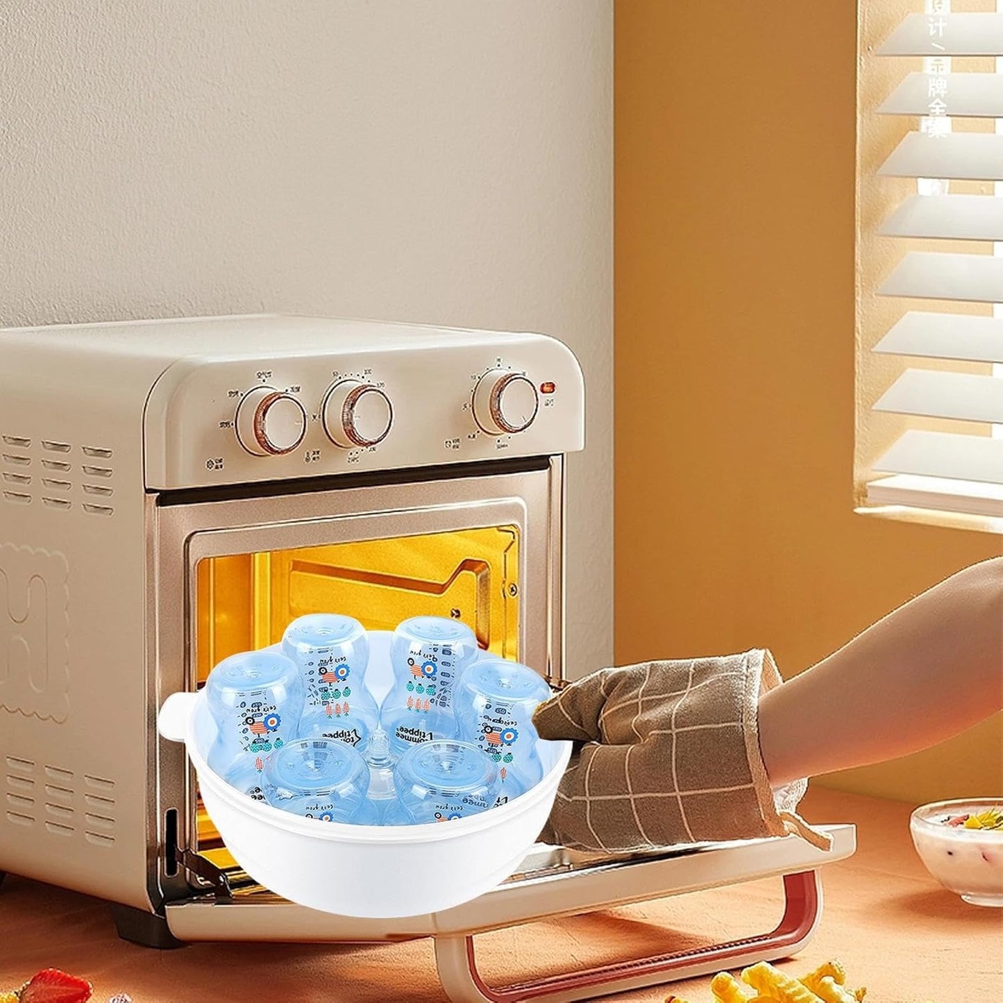 Microwave Steam Sterilizer for Baby Bottles - Reusable Steam Cleaner | Steam Bottle Case Container | Breastfeeding Storage Steamer for Quick Cleaning