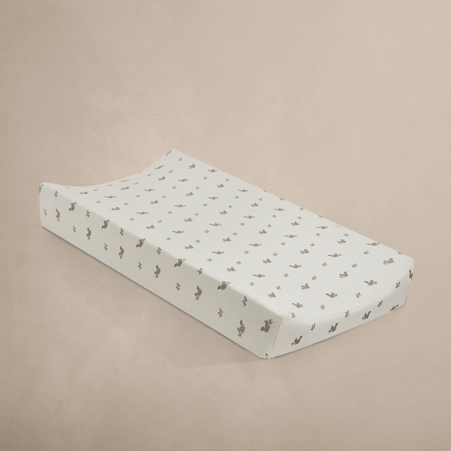 Oilo Changing Pad Cover, Breathable 100% Organic Cotton Fitted Jersey, 300 Thread Count, Machine Wash, Fits Standard Changing Pads (32" x 16"), Heirloom Organic Collection, Squirrel