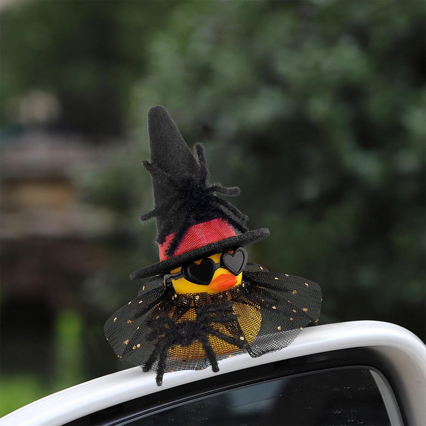 wonuu Car Dashboard Spider Witch Rubber Ducks for Halloween, Decorations Duck for Office Desk Ornament Accessories with Hat Glasses Skirt, for Halloween Party Gifts (Gold Point Skirt Red)