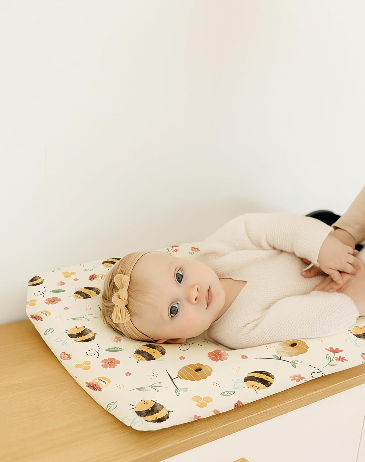 Changing Pad Cover for Baby Boys Girls 2 Pack, Fits Standard 32”×16” Changing Table Pads, Silky Breathable Stretch Knit, Machine Washable (Honeybee Dreams)