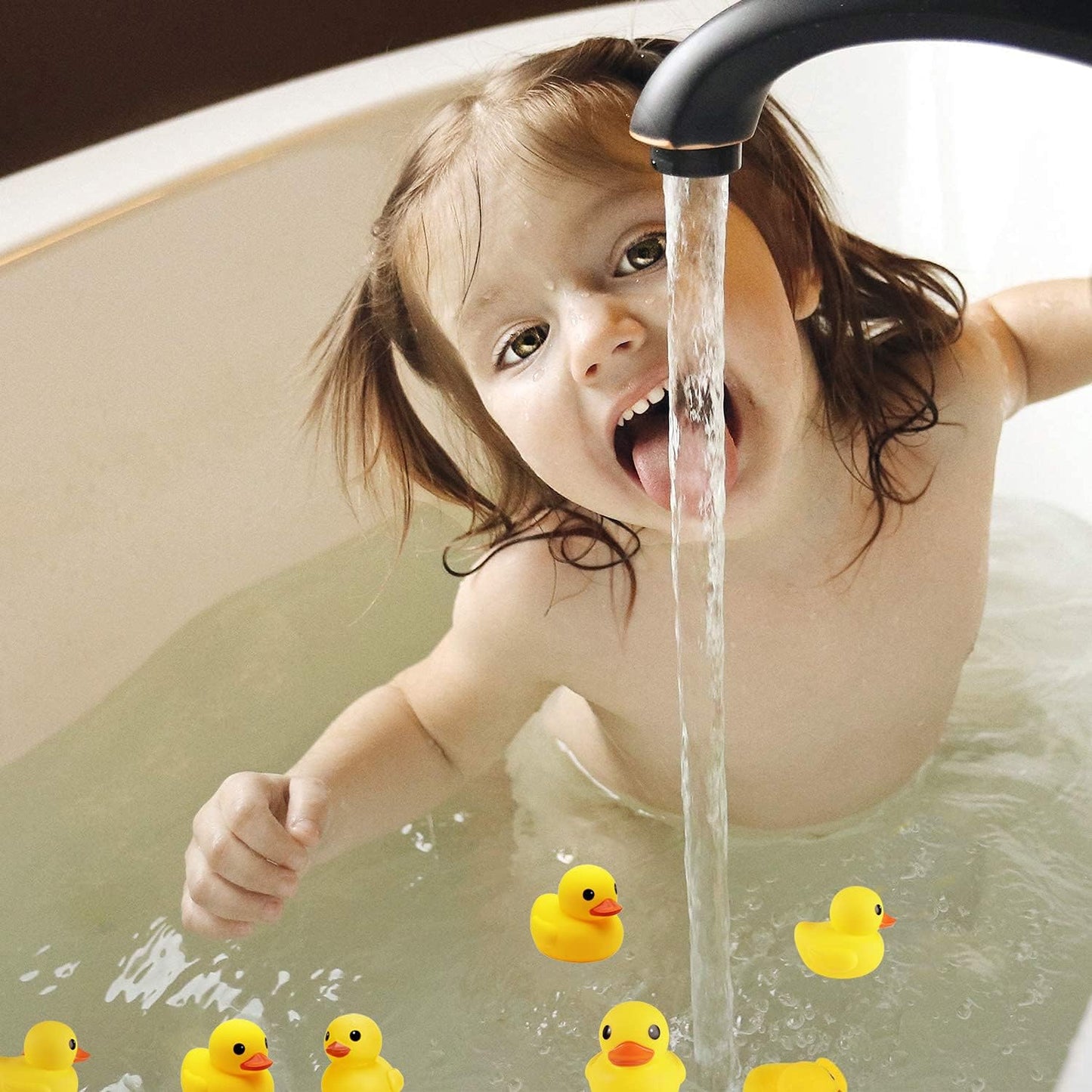 Yellow Rubber Ducks, 10pcs Preschool Bath Toys Bathtub Floating Squeaky Duckies Gift for Baby Shower Infants Kids Toddler Party Decoration
