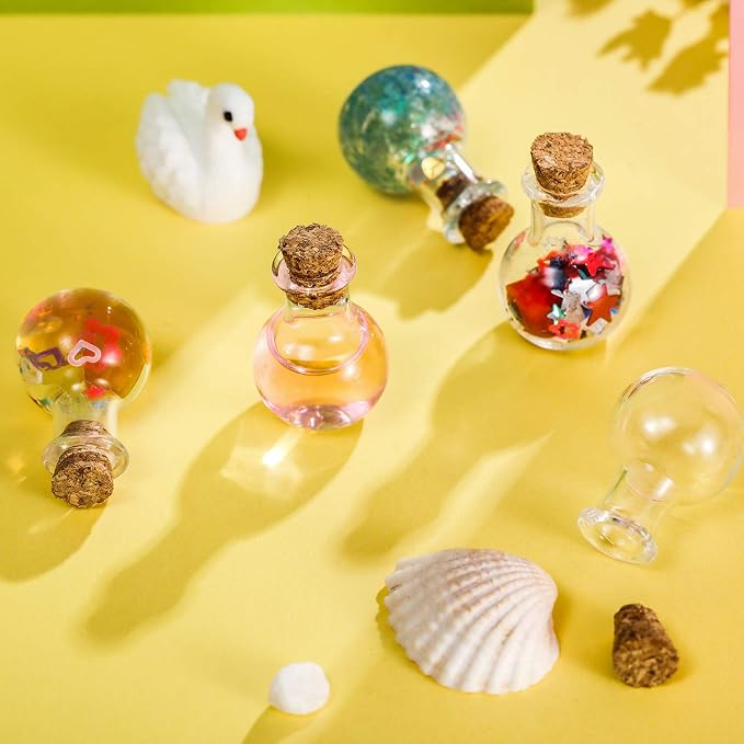 Gejoy 30 Pieces 0.9 x 0.6 Inches Mini Glass Bottles Clear Drifting Small