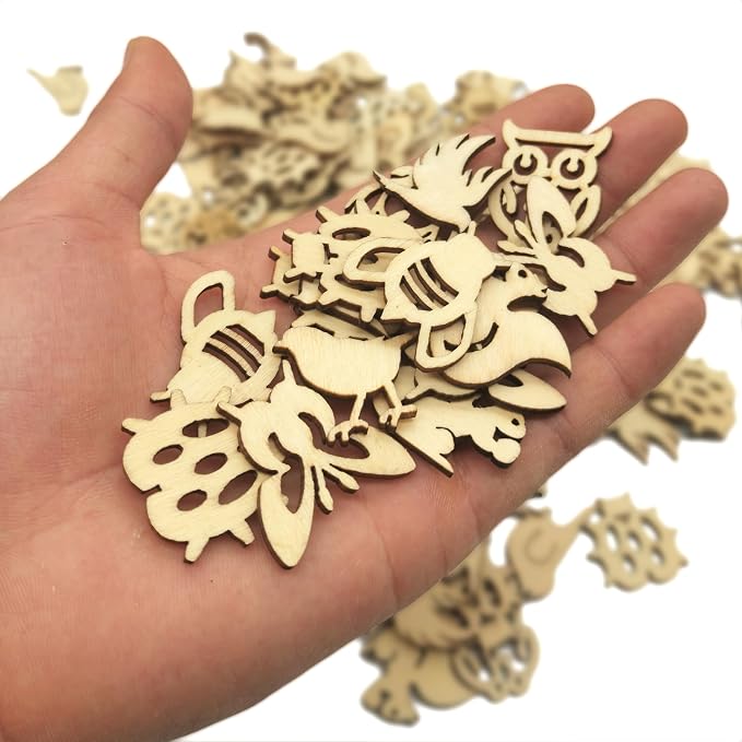 DIYOMR 200Pcs Hollow Wood Pieces Unfinished Wooden Vintage Embellishments
