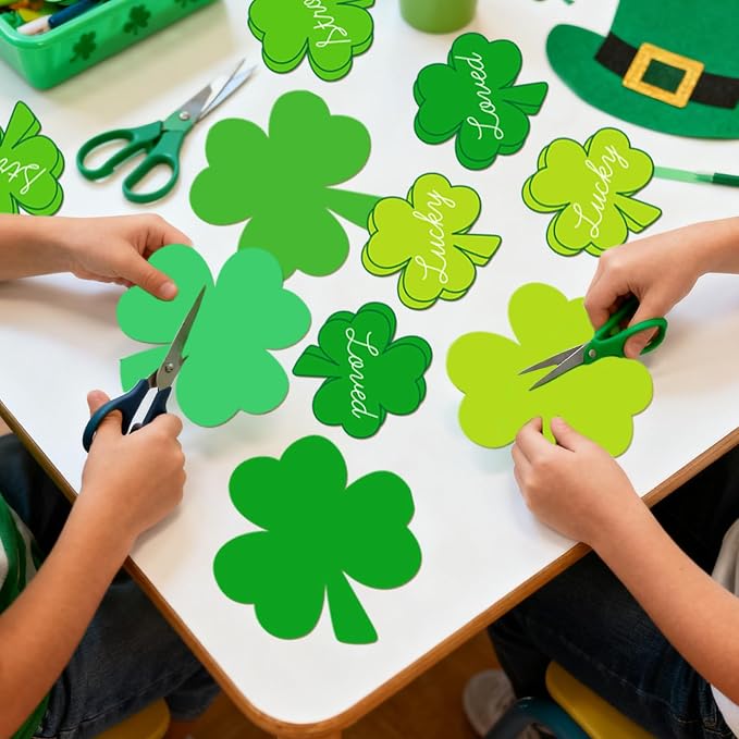 Whaline 99 Pcs St. Patrick's Day Tree Bulletin Board Decoration Green Shamrock