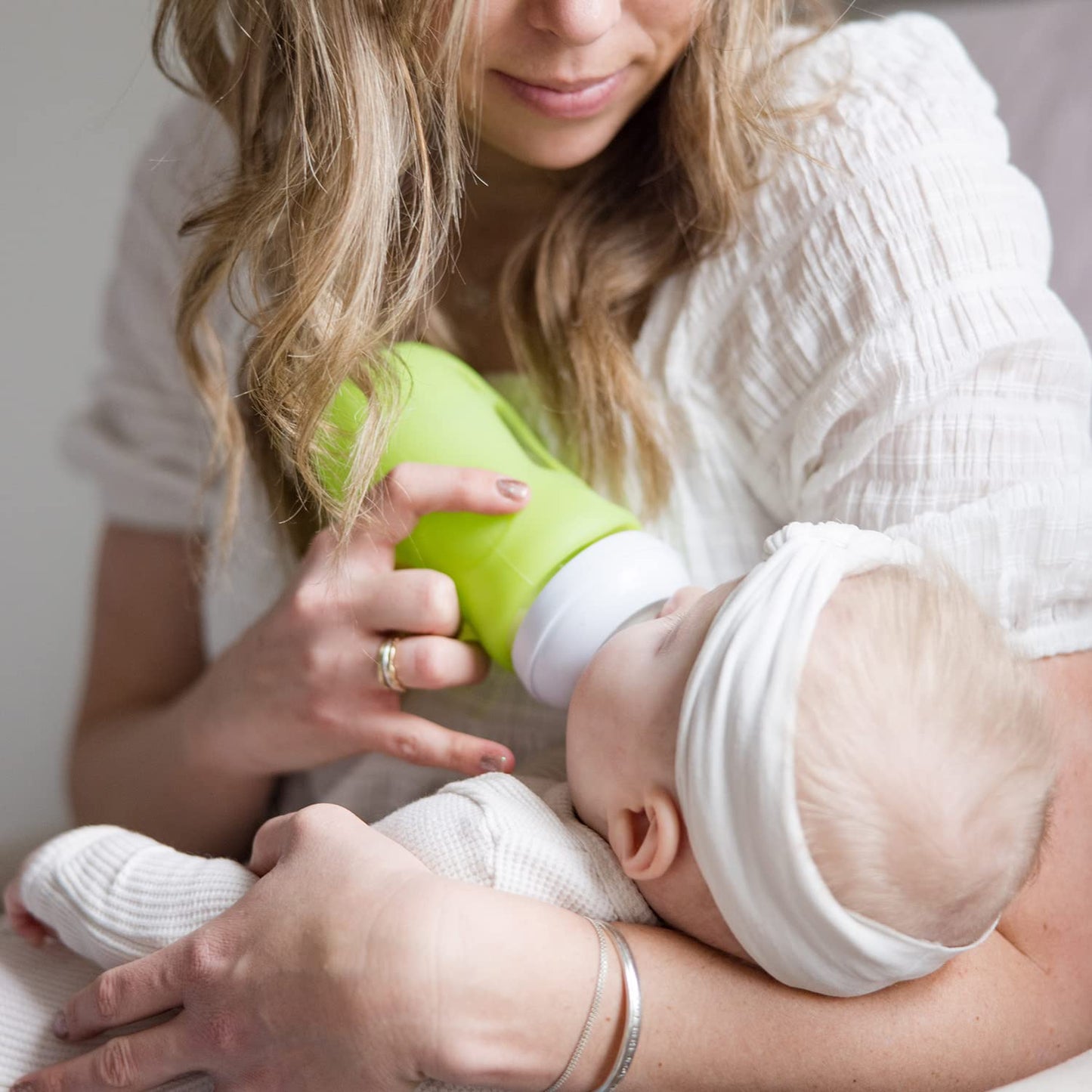 Olababy Silicone Sleeve for Avent Natural Glass Baby Bottles (4 oz, Green)