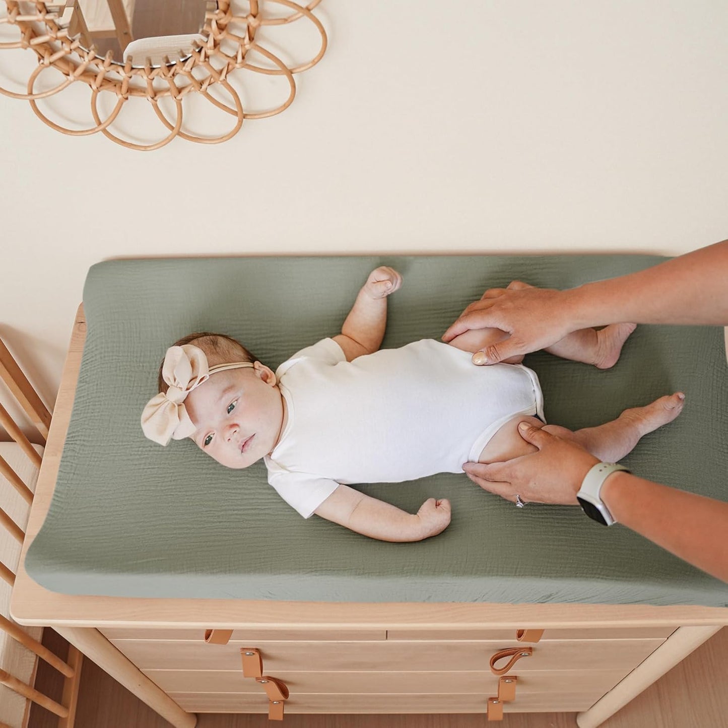Konssy 2 Pack Muslin Changing Pad Covers for Boys, Ultra Soft & Breathable Cotton Baby Diaper Changing Table Covers, Neutral Nursery Diaper Changing Pad Sheets (Fog Green,Cream)