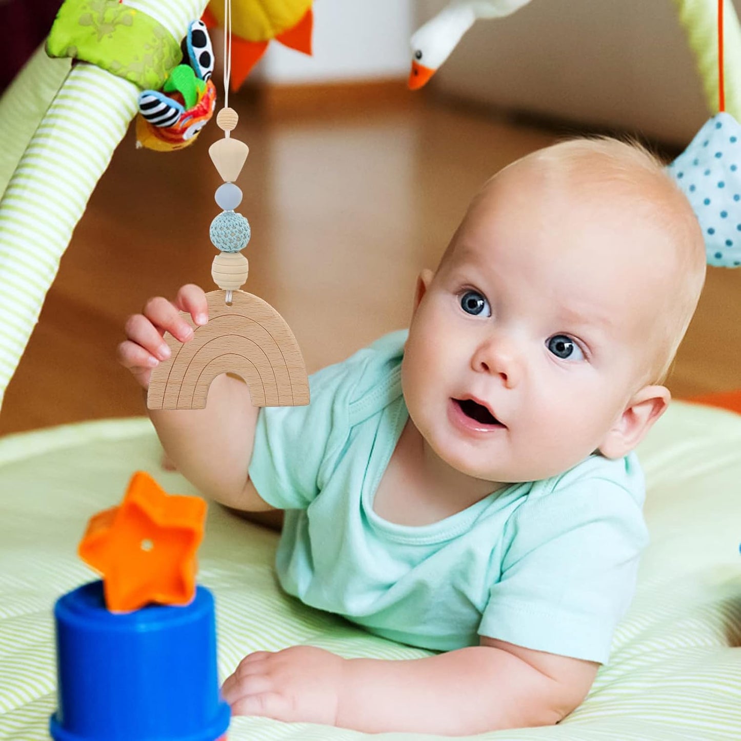 Teething Rings 4Pcs Baby Gym Wood Toys Wooden Hanging Toy Wood Activity Pendant Hanging Toy Dangling Teething Soother Sensory Toys Nursery Decor Montessori Play Gym