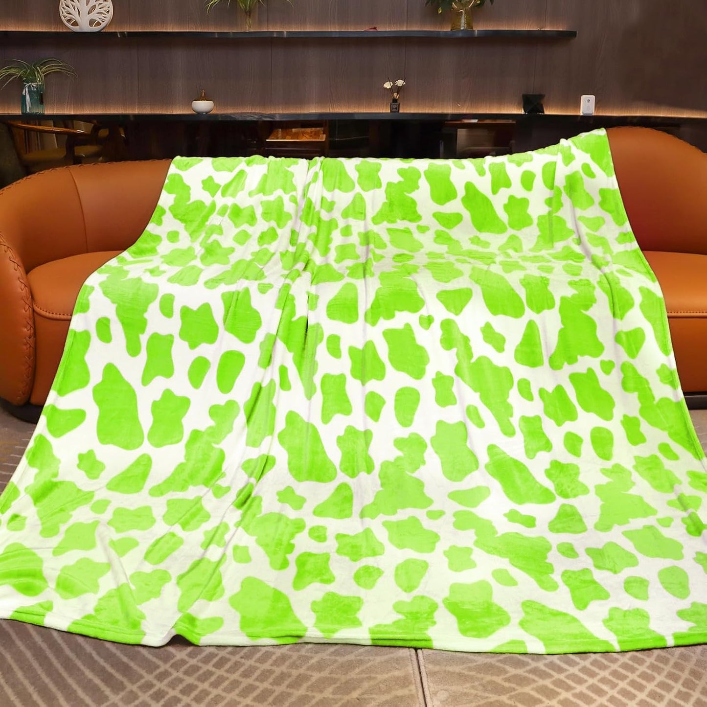 King Size Fleece Blanket Lime Green - Soft Warm Cozy Lightweight Fuzzy Throw for Bed, Couch, Sofa, Home Decor - Gifts for Adults Birthday Christmas 90"x108"