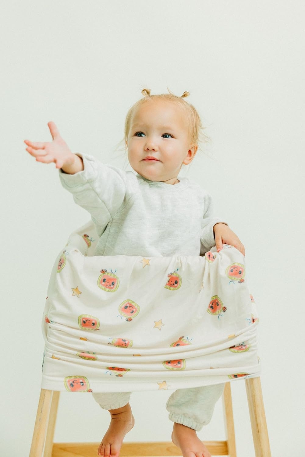Copper Pearl Baby Car Seat Cover Canopy and Nursing Cover Multi-Use Stretchy 5 in 1 Gift 'CoComelon' - One Size