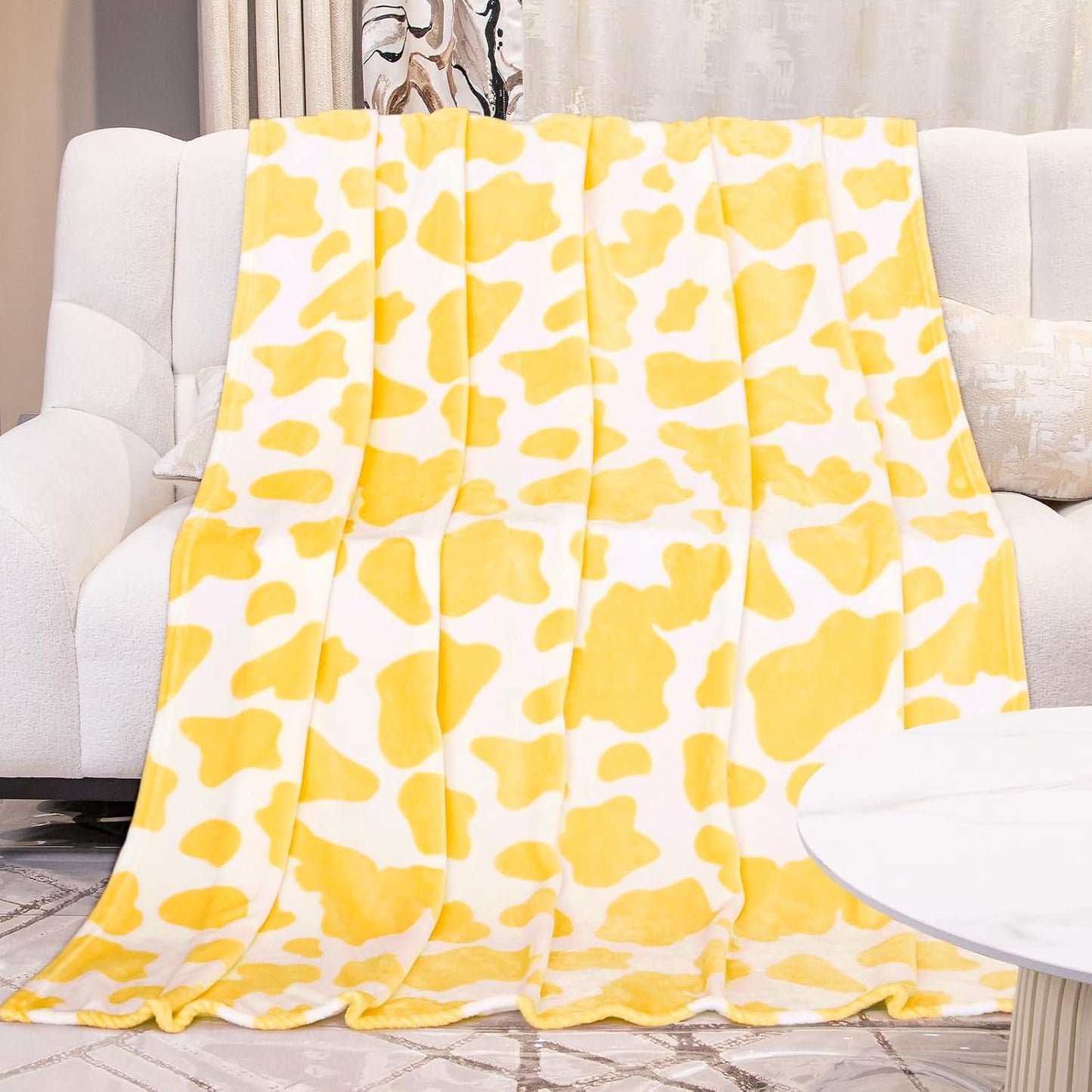 GEULAY Twin Size Fleece Blanket for Bed - Bright Lemon Yellow Cow Print Plush Cozy Throw for Couch, Bedroom, Living Room, Home Decor, Teens