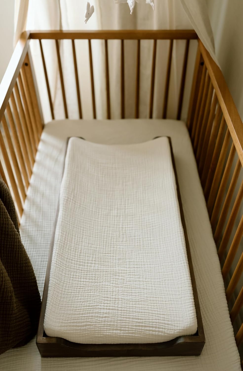 Oilo Muslin Changing Pad Cover, Ultra Soft Breathable 100% Organic Cotton Muslin, Fitted, Machine Washable, Fits Standard Changing Pads (32" x 16"), Heirloom Organic Collection, Eggshell Creme