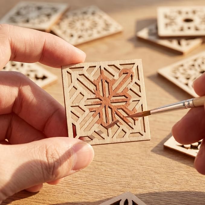 Abaodam 20Pcs Wooden Cutouts for Crafts Flower Chip Decoration DIY Unfinished