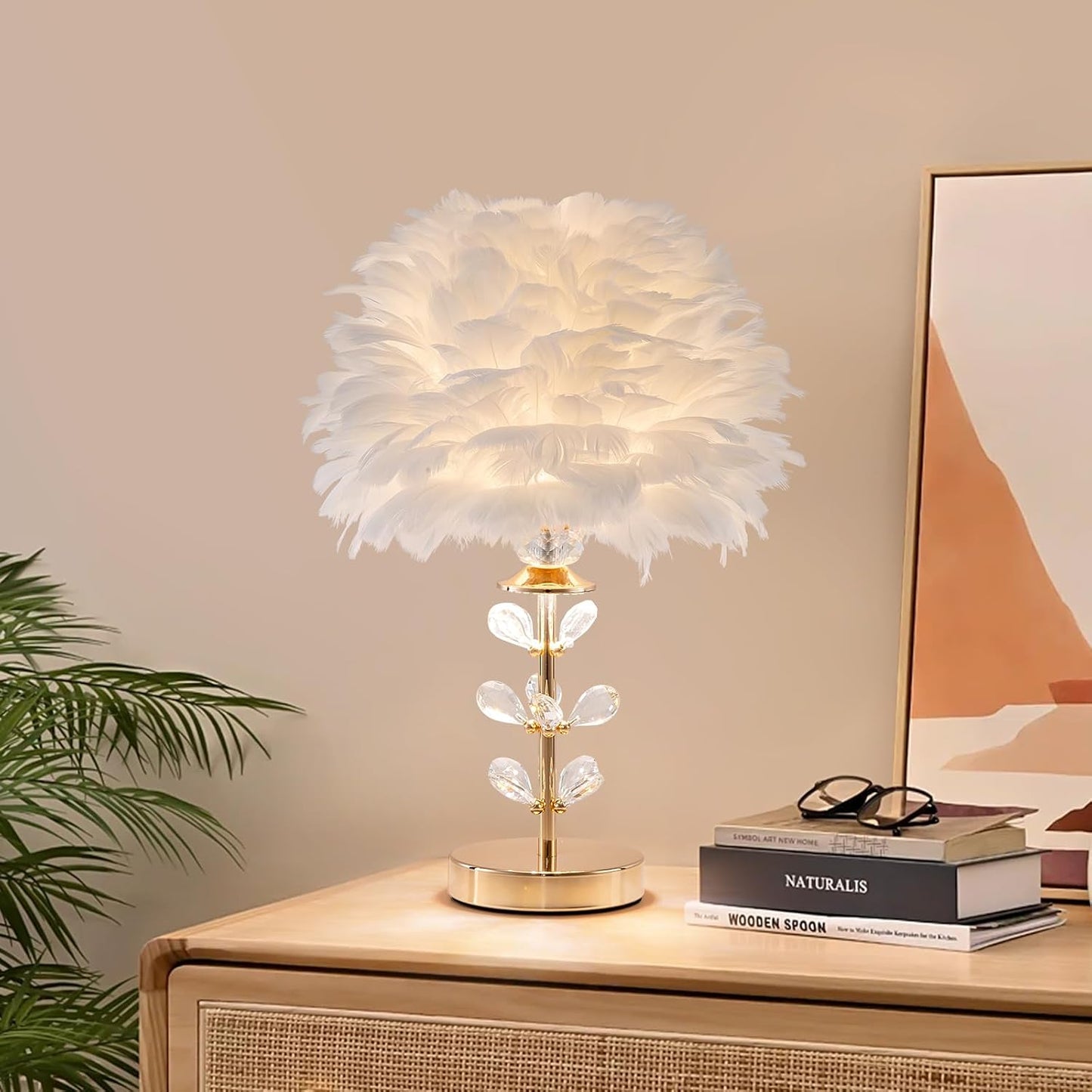 Chic White Feather Lamp Creative Fluffy Table Lamp Cute Kids Bedside Lamp Modern Feather Desk Light for Teen Girls Bedroom Living Room Entryway Study Room Wedding Deco