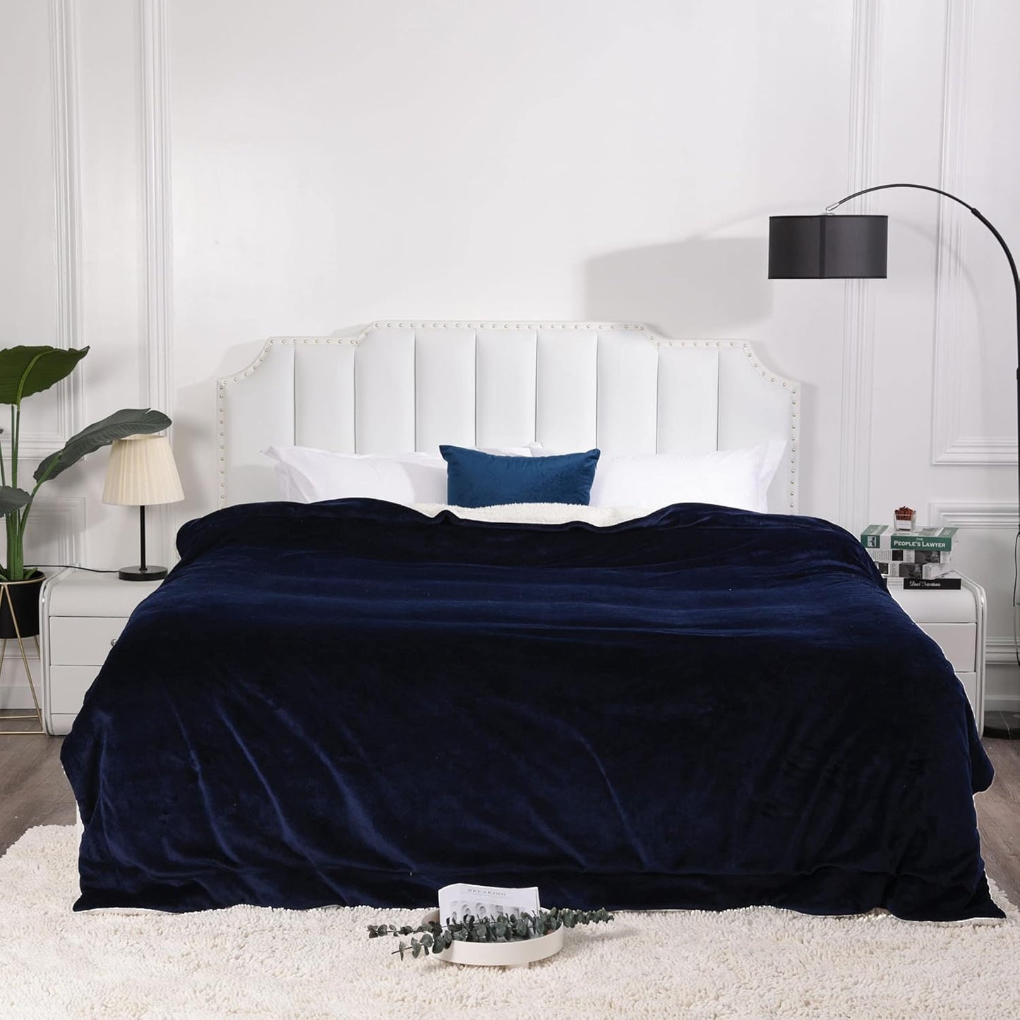 NANPIPER King Size Sherpa Blanket, Soft Fleece Throw for Bed, Reversible Thick Fuzzy Blanket for Winter (Navy Blue, 90x108 inches)
