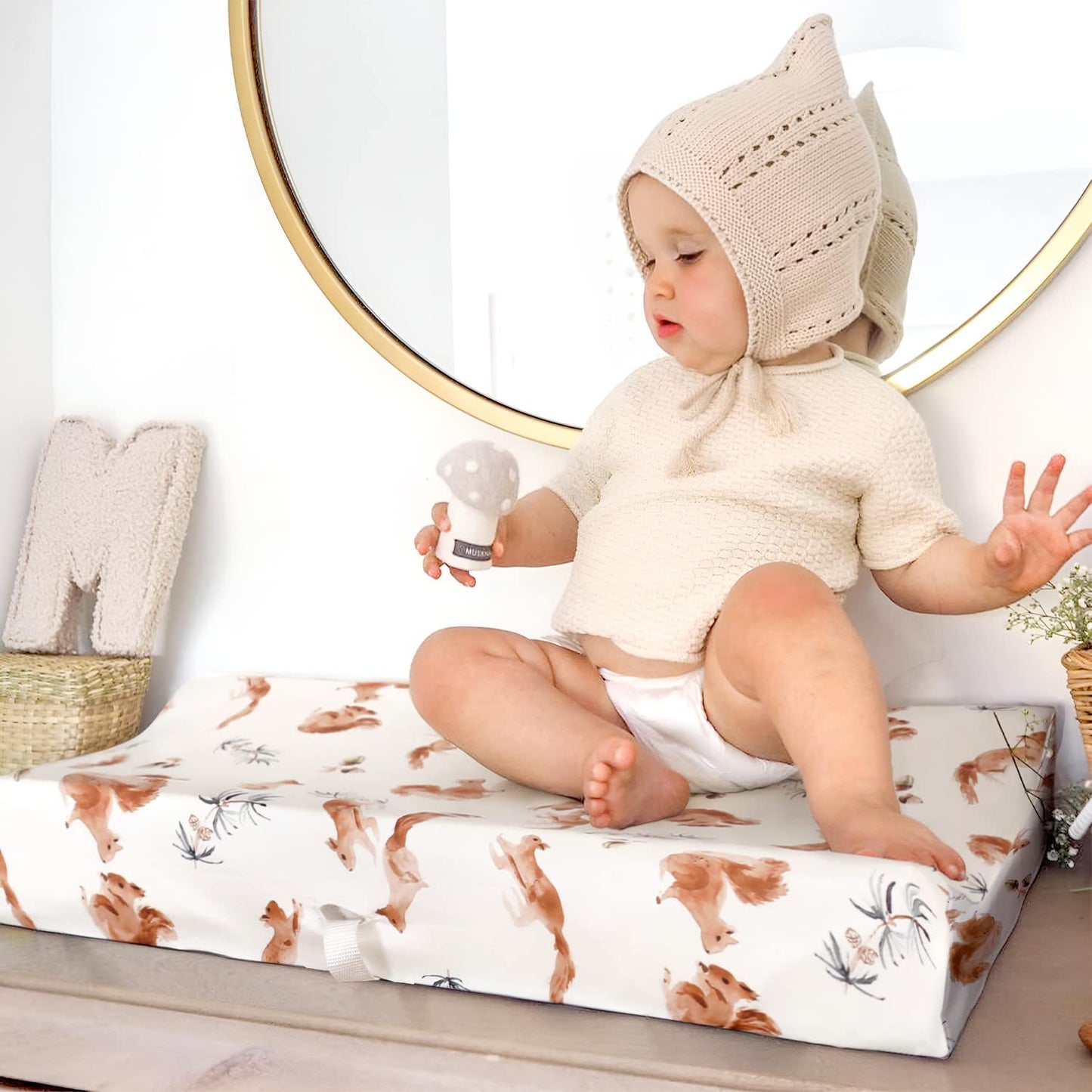 GRSSDER Stretch Ultra Soft Jersey Knit Changing Pad Cover Set 2 Pack, Change Table Pad Covers Fit 32"/34" x 16" Pads Safe and Snug, Pretty Pattern for Boys and Girls, Cute Jungle Squirrels and Animals