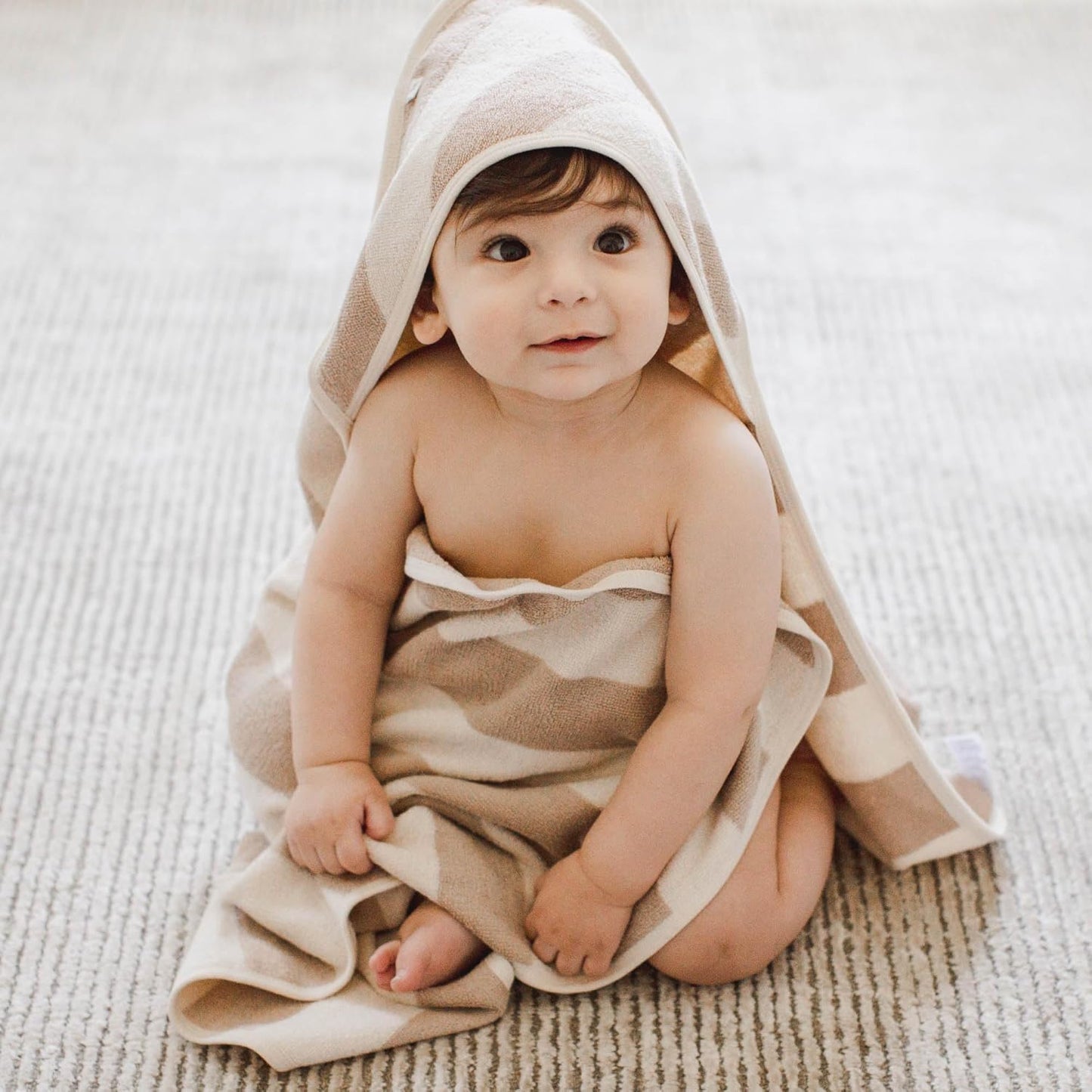 Burt's Bees Baby Hooded Woven Terry Towels Organic Cotton, Unisex Bath Essentials, Soft Nursery Towel for Infants, Toddlers, Kids