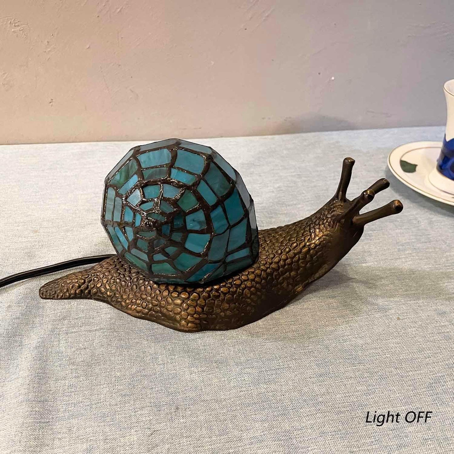 Bieye L10975 Land Snail Tiffany Style Stained Glass Accent Table Lamp for Home Decoration (Cyan, 10" D x 5" W x 5" H)