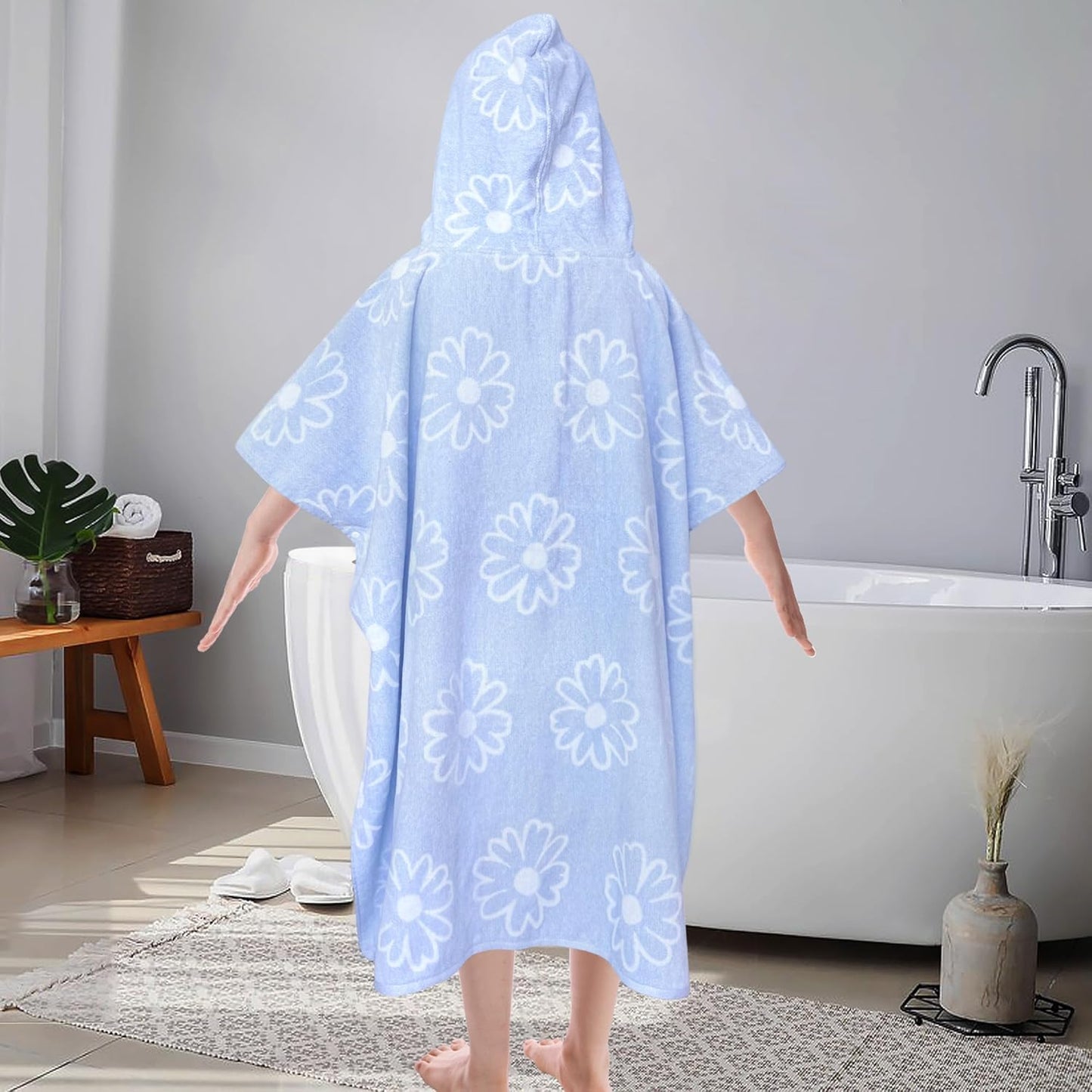 VOOVA & MOVAS Hooded Poncho Towel for Teens/Big Kids (8-14 Years) | Soft Absorbent 100% Cotton Towel Robe | Versatile Beach, Pool, Swim & Bath Cover-Up | Jacquard Blue Daisy