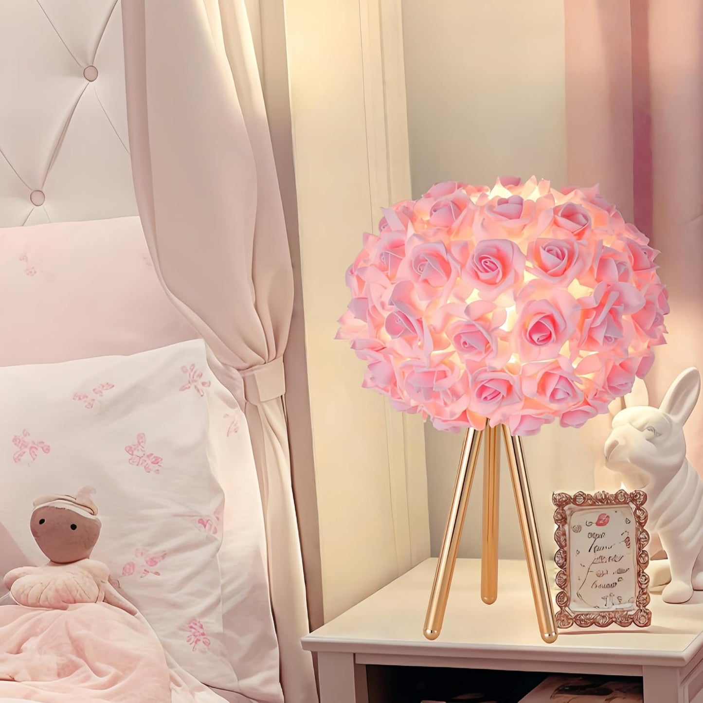 Pink Rose Flower Lamp Cute Table Lamp Flower Desk Lamp Floral Bedside Nighstand Light Atmosphere Girls Princess Lamp with Gold Tripod for Bedroom Wedding Christmas Gift Hotel Living Room
