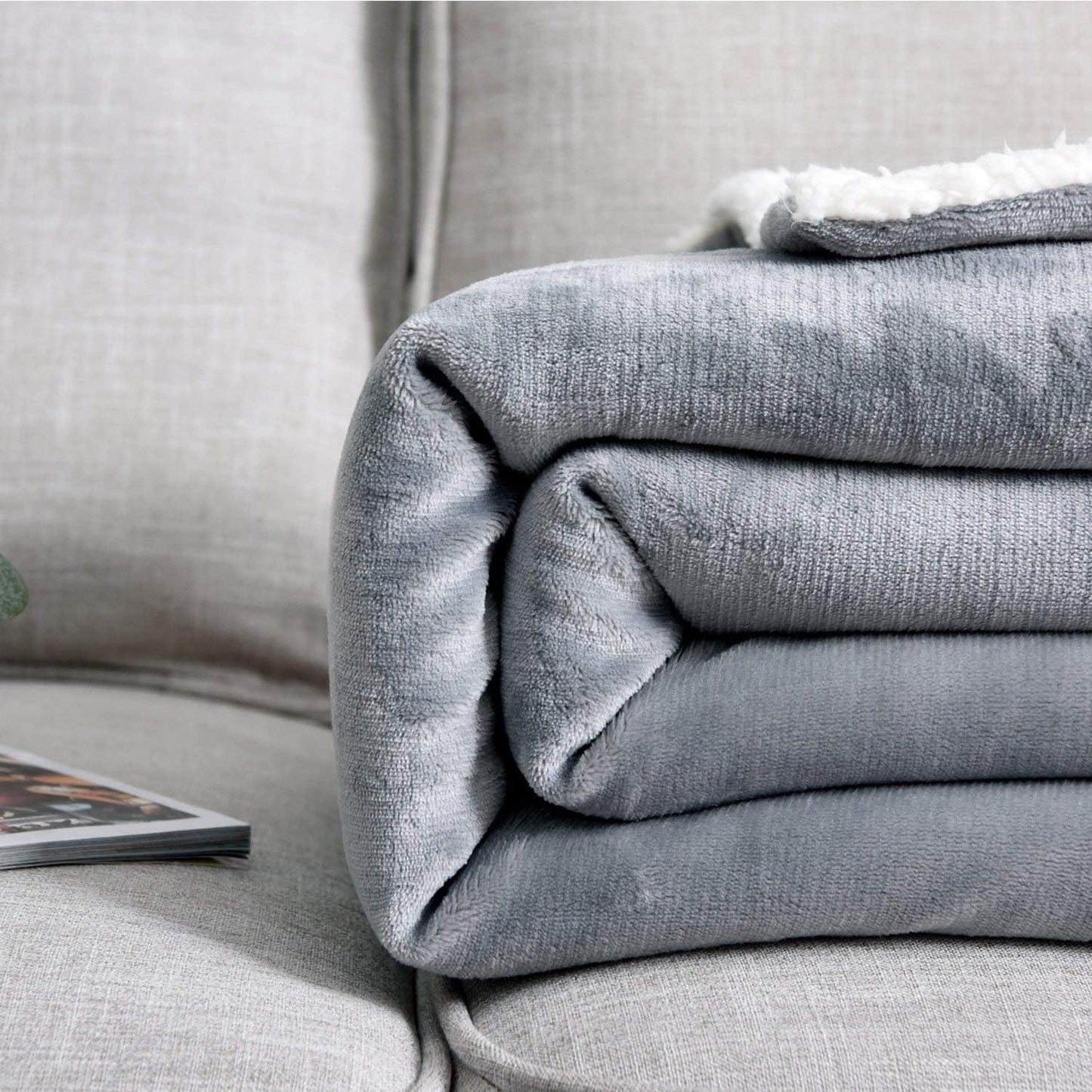 NANPIPER Sherpa Blanket Warm Blankets for Winter Super Soft Fuzzy Flannel Fleece/Wool Like Reversible Velvet Plush Couch Blanket Lightweight(Light Grey Throw Size 50"x60")