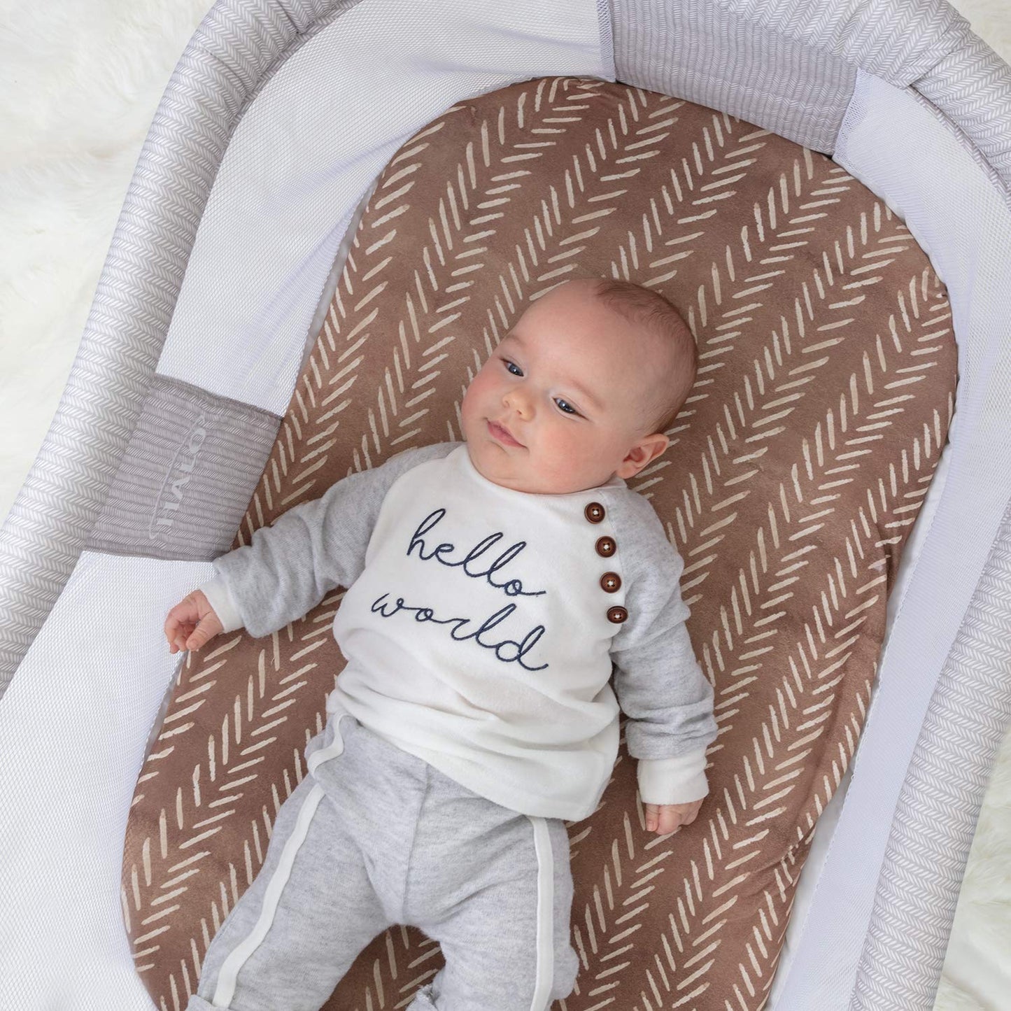 Pobibaby - 2 Pack Premium Bassinet Sheets for Standard Bassinets - Ultra-Soft Cotton Blend, Stylish Woodland Pattern, Safe and Snug for Baby (Wildlife)