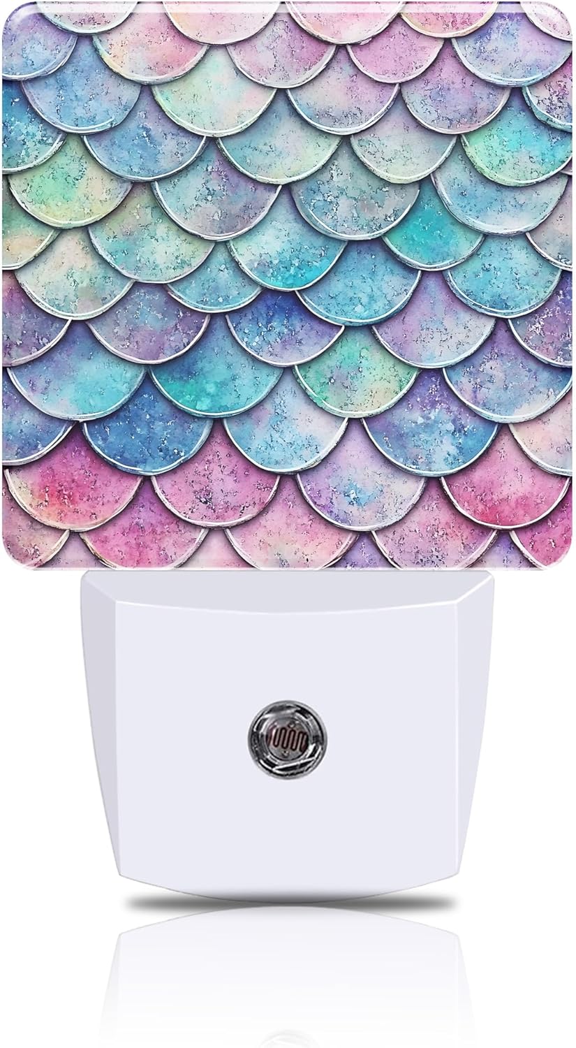 Mermaid Scales Night Light, Plug-in Nightlight with Dusk to Dawn Auto Sensor for Home Bedroom Bathroom Hallway Kitchen 0.5W Sleep Friendly Led Lamp for Women Men