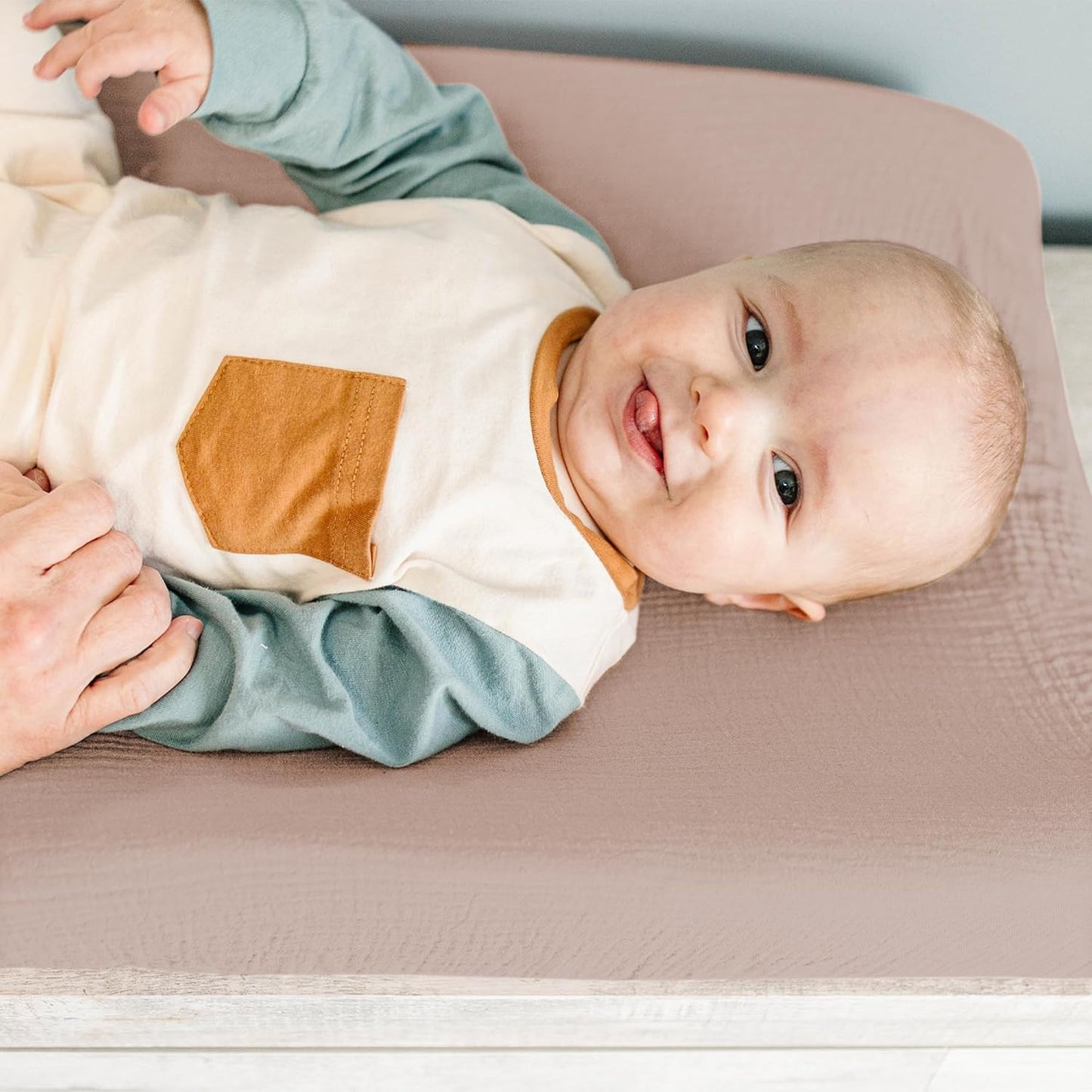 Konssy 2 Pack Muslin Changing Pad Covers for Boys, Ultra Soft & Breathable Cotton Baby Diaper Changing Table Covers, Neutral Nursery Diaper Changing Pad Sheets (Soft Blooms,Taupe)