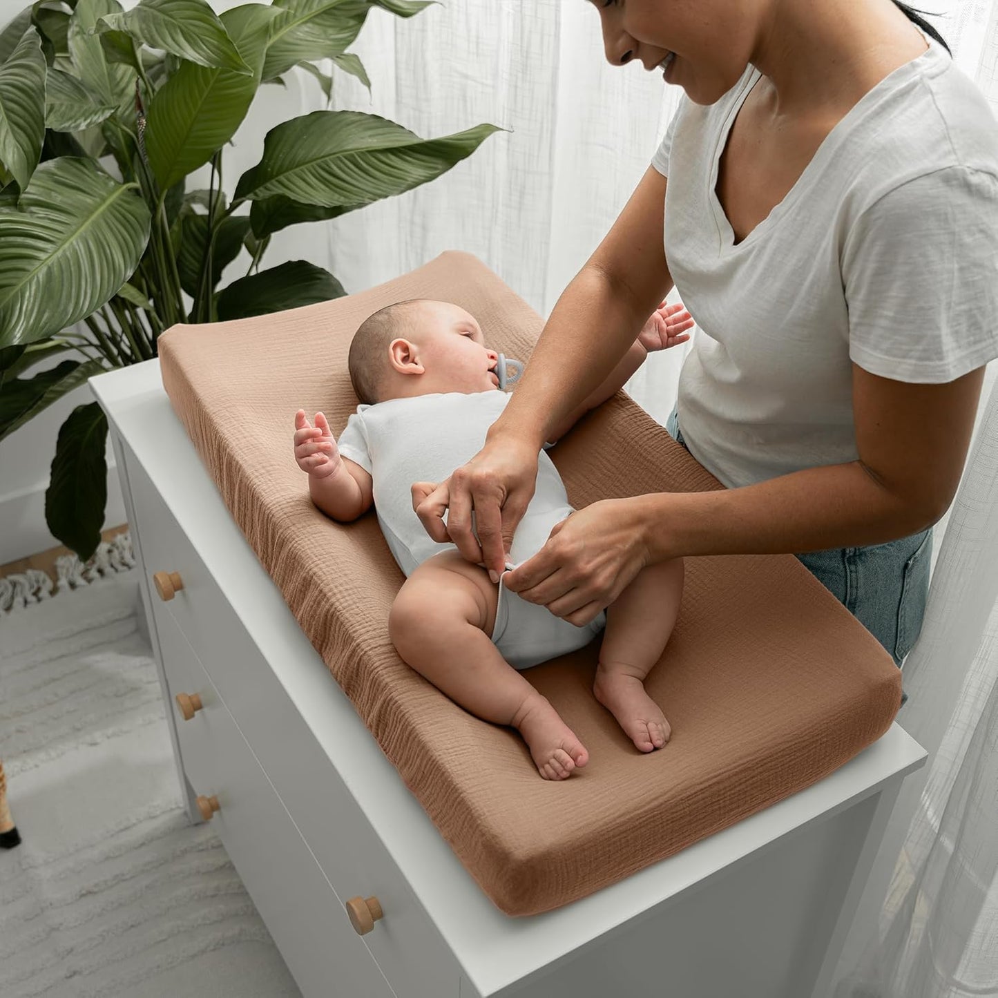 Comfy Cubs Muslin Fitted Changing Pad Cover - Soft, Breathable & Washable 100% Cotton Fitted Sheet for Baby's Comfort - Universal Fit for Flat & Curved Baby Changer Pad - Cedar
